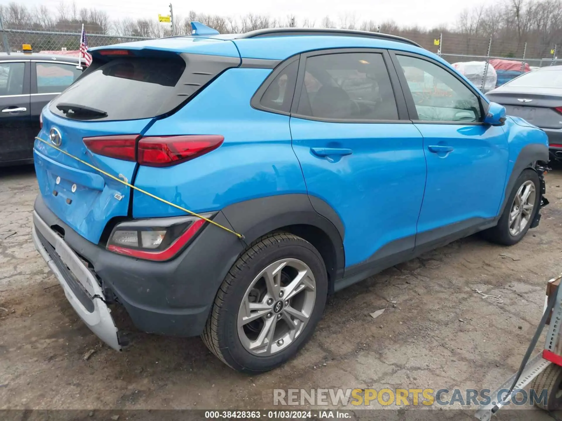 4 fotografías del automóvil dañado KM8K3CAB1NU762587 HYUNDAI KONA 2022