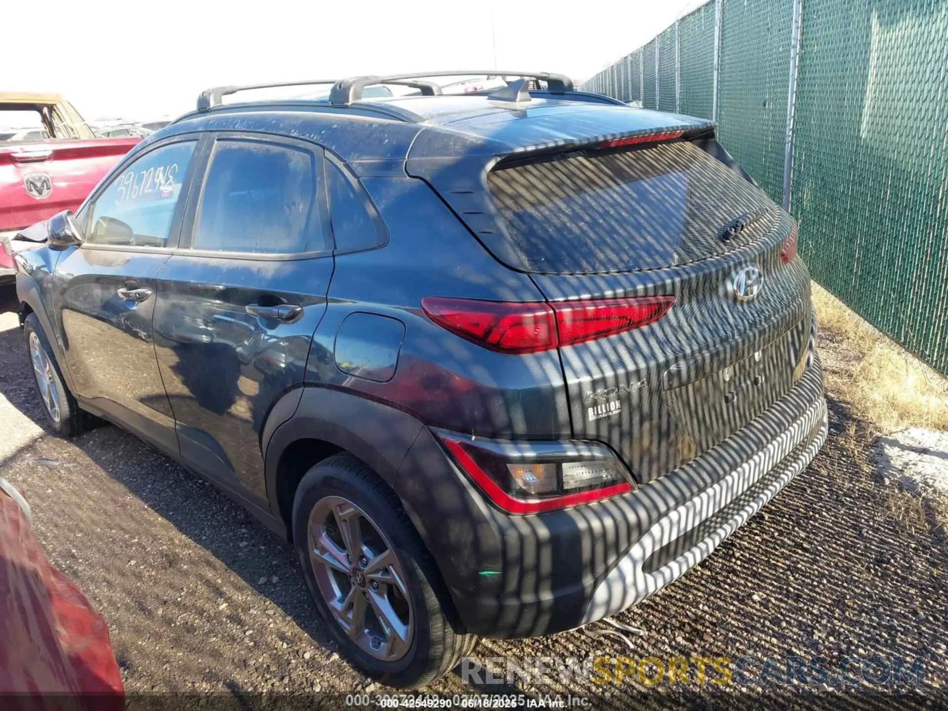 3 fotografías del automóvil dañado KM8K3CAB6NU758292 HYUNDAI KONA 2022