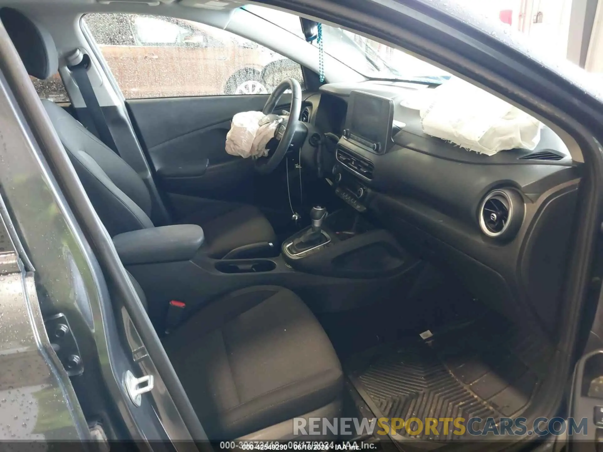 5 fotografías del automóvil dañado KM8K3CAB6NU758292 HYUNDAI KONA 2022