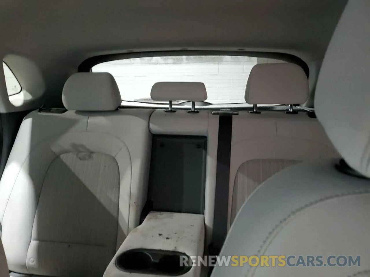 10 fotografías del automóvil dañado KM8K3CAB6NU818846 HYUNDAI KONA 2022