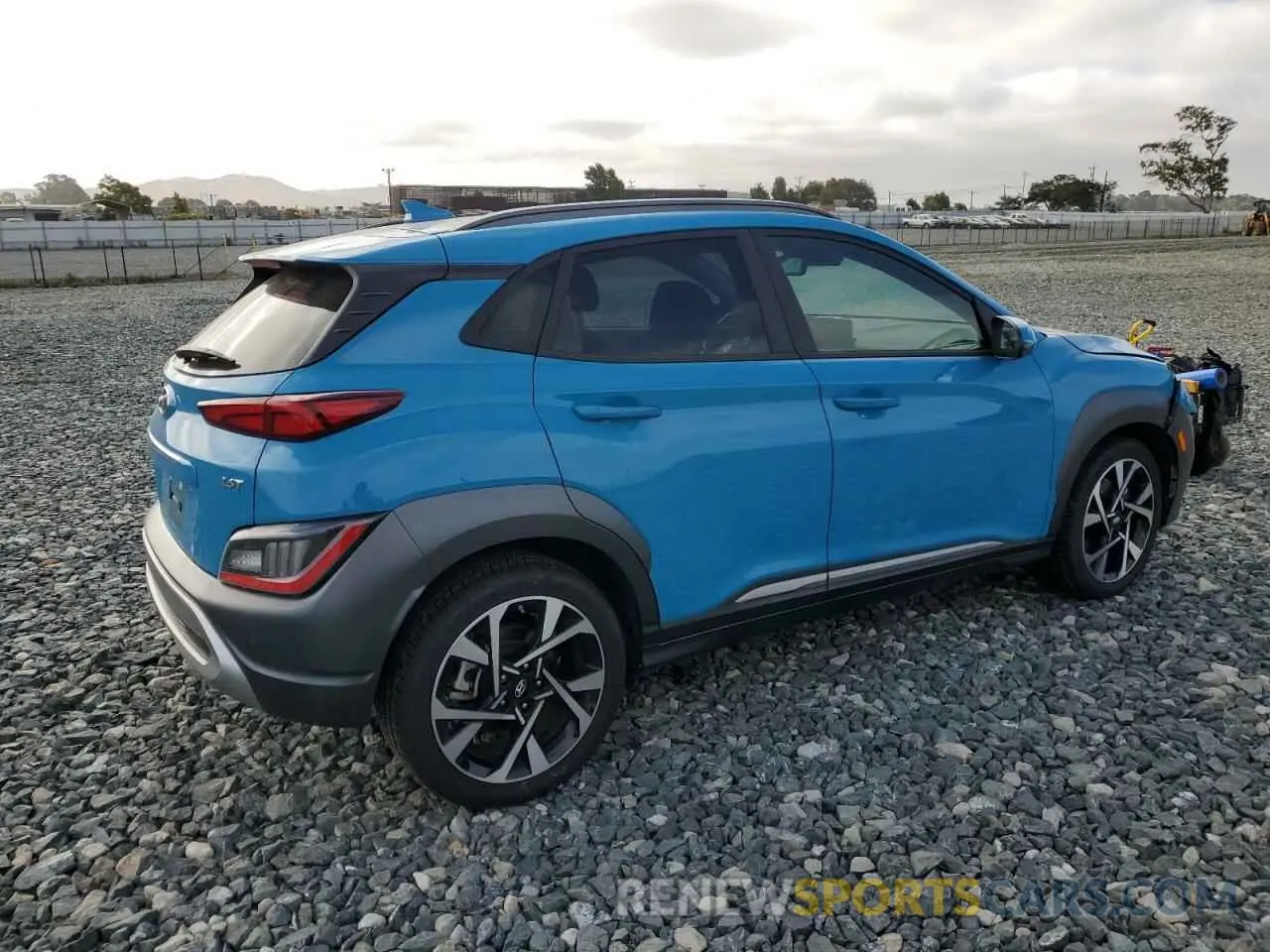 3 fotografías del automóvil dañado KM8K53A35NU837987 HYUNDAI KONA 2022