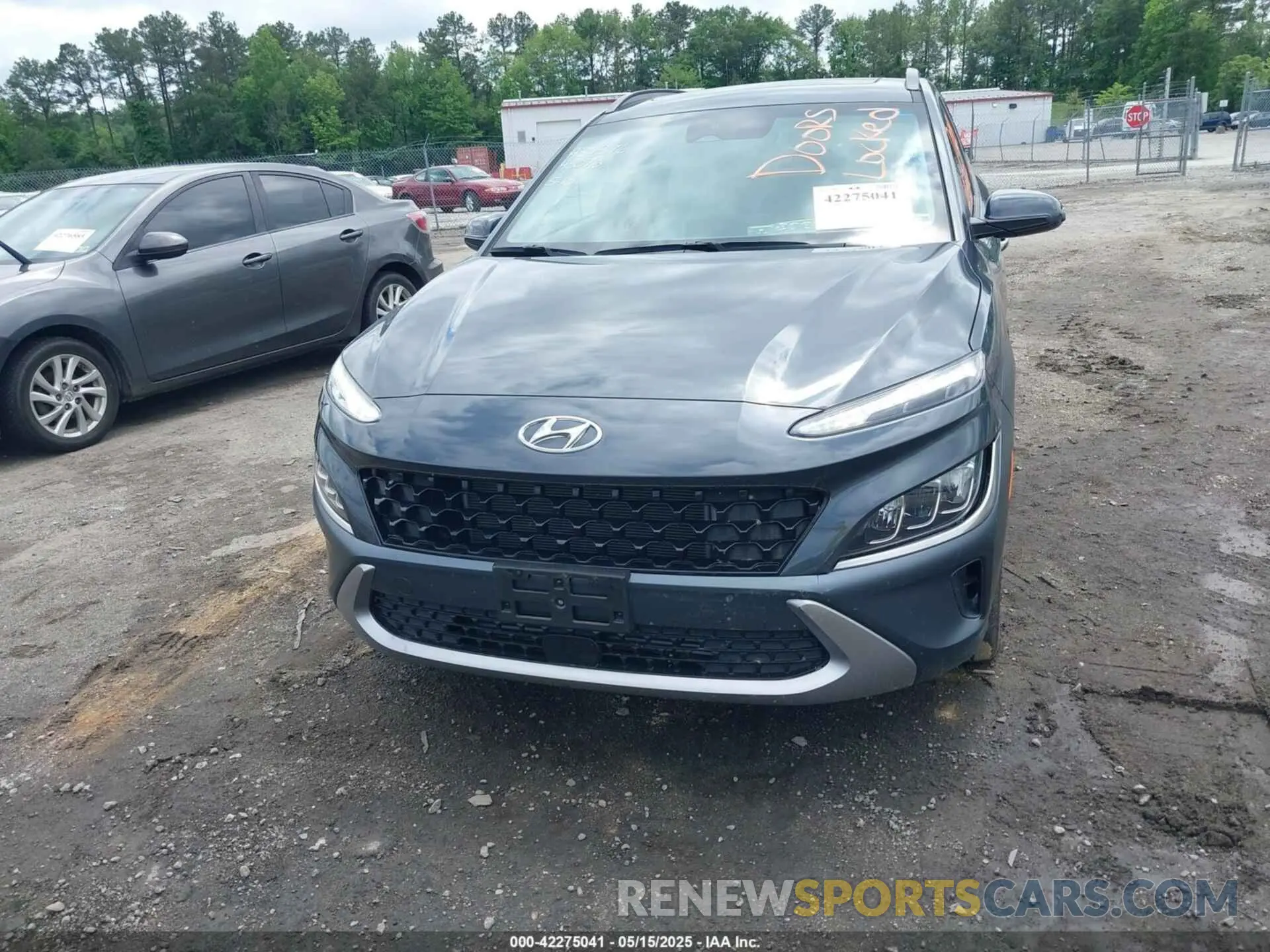 12 fotografías del automóvil dañado KM8K5CA33NU926120 HYUNDAI KONA 2022