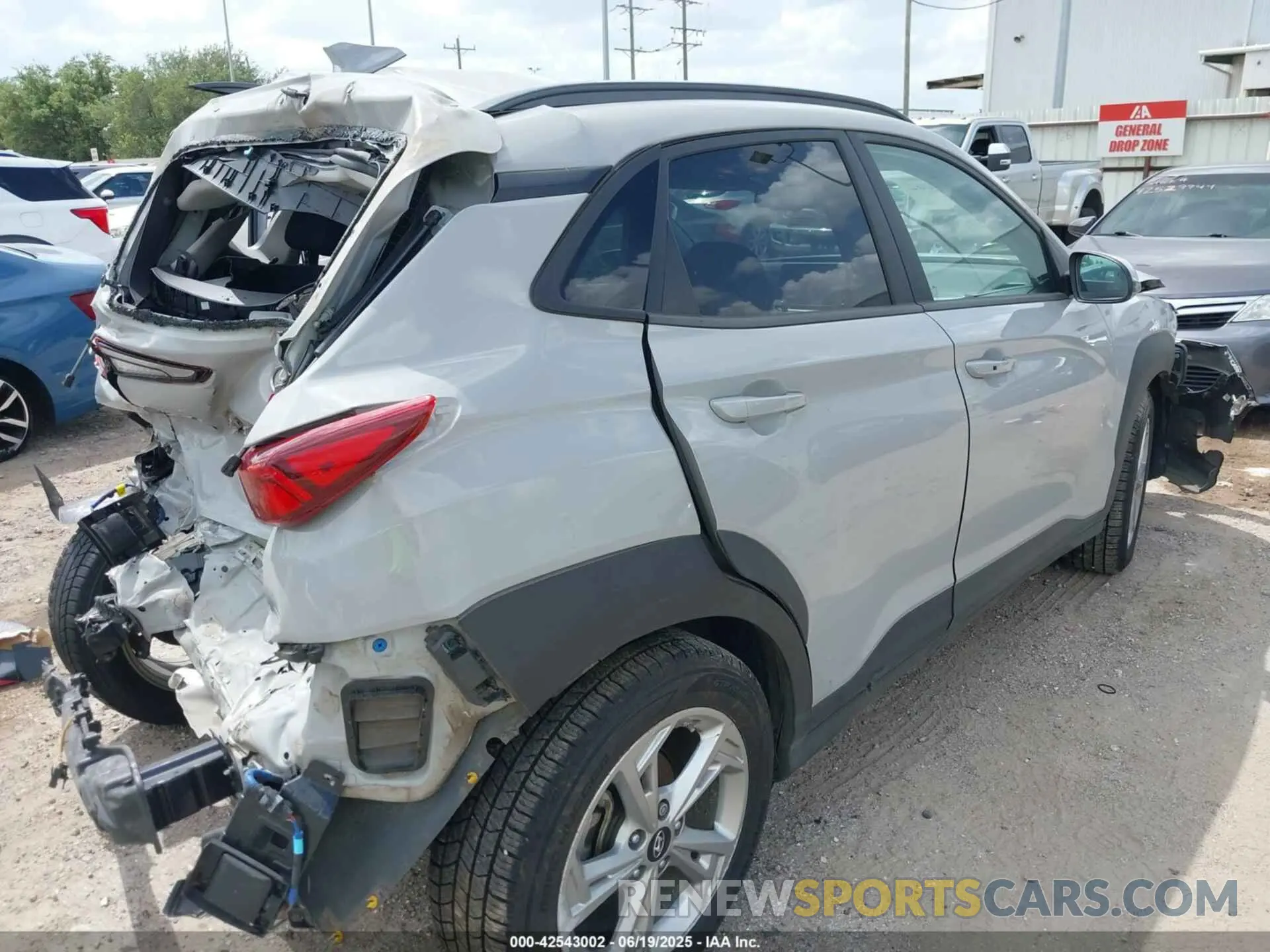4 fotografías del automóvil dañado KM8K62AB7NU905270 HYUNDAI KONA 2022