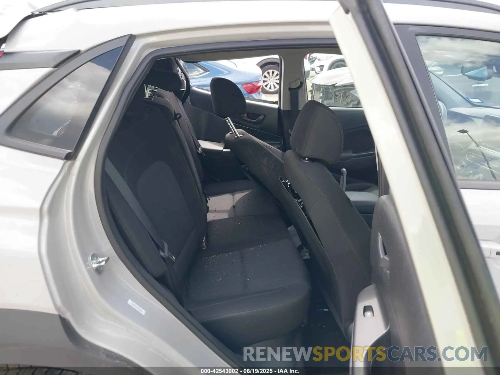8 fotografías del automóvil dañado KM8K62AB7NU905270 HYUNDAI KONA 2022