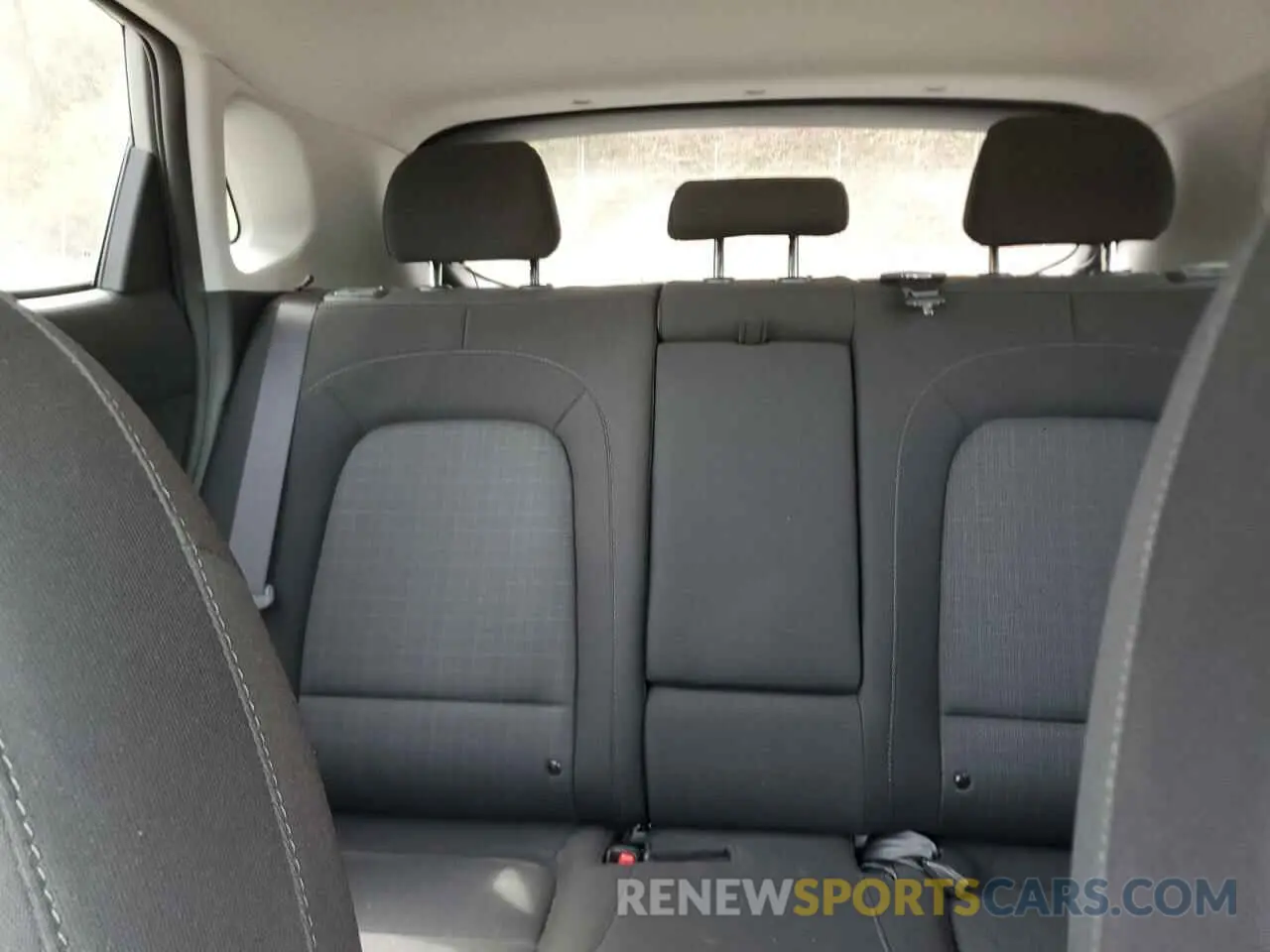 10 fotografías del automóvil dañado KM8K6CAB0NU819594 HYUNDAI KONA 2022