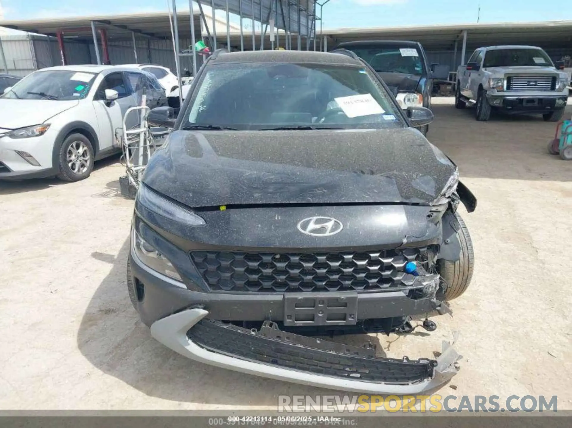 12 fotografías del automóvil dañado KM8K6CAB0NU892111 HYUNDAI KONA 2022