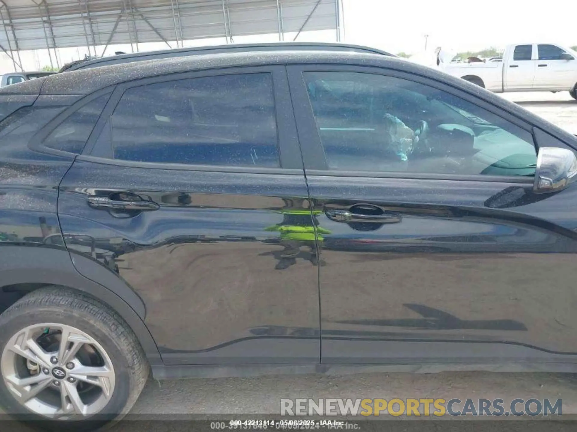13 fotografías del automóvil dañado KM8K6CAB0NU892111 HYUNDAI KONA 2022