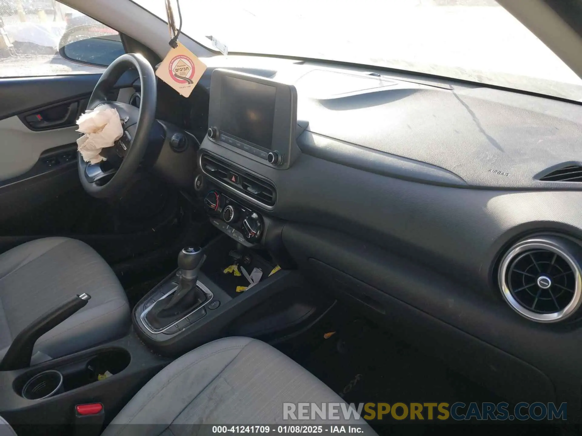 5 fotografías del automóvil dañado KM8K6CAB2NU890103 HYUNDAI KONA 2022
