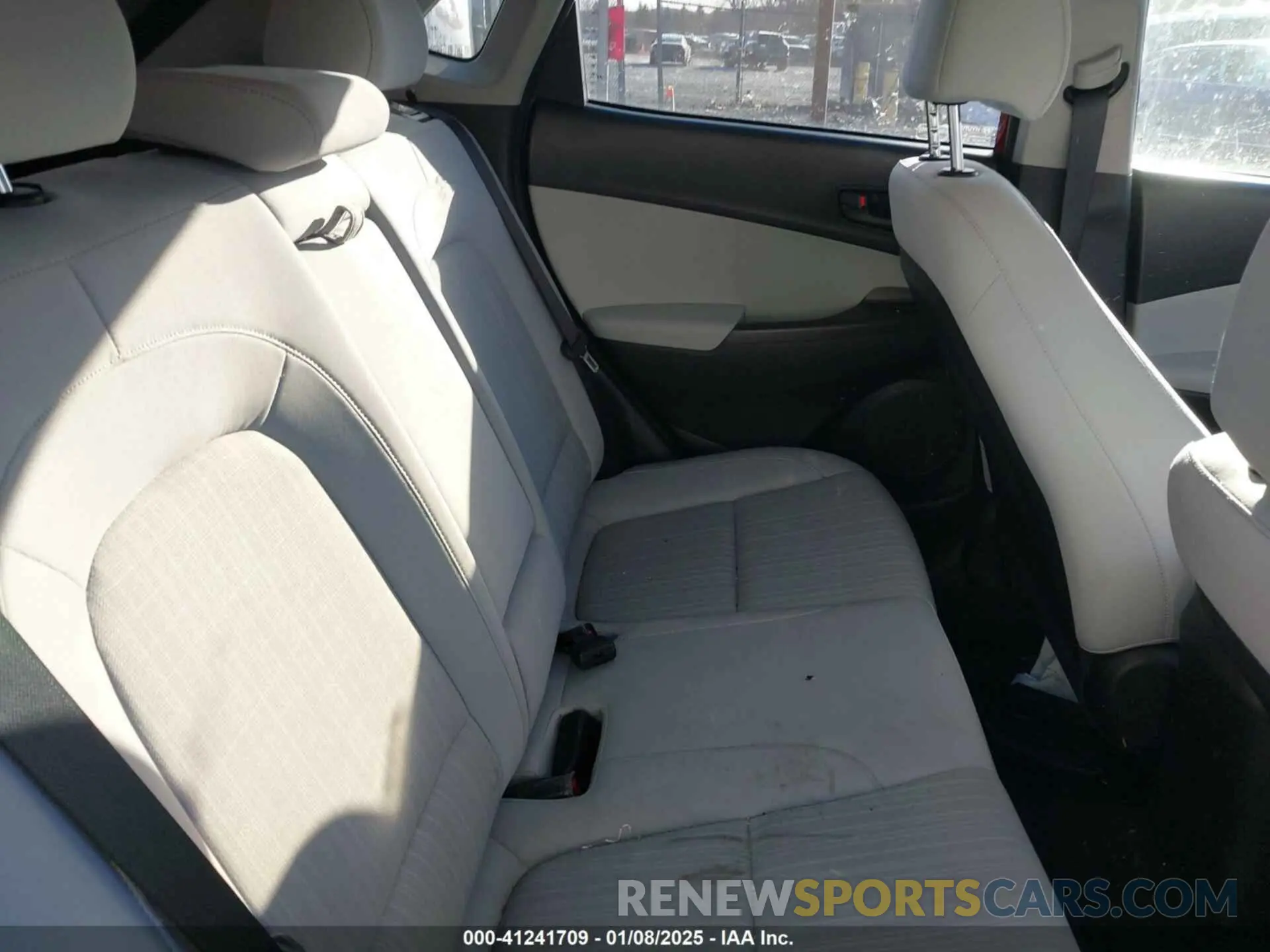 8 fotografías del automóvil dañado KM8K6CAB2NU890103 HYUNDAI KONA 2022