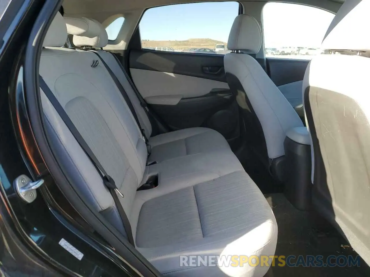 10 fotografías del automóvil dañado KM8K6CAB3NU786512 HYUNDAI KONA 2022
