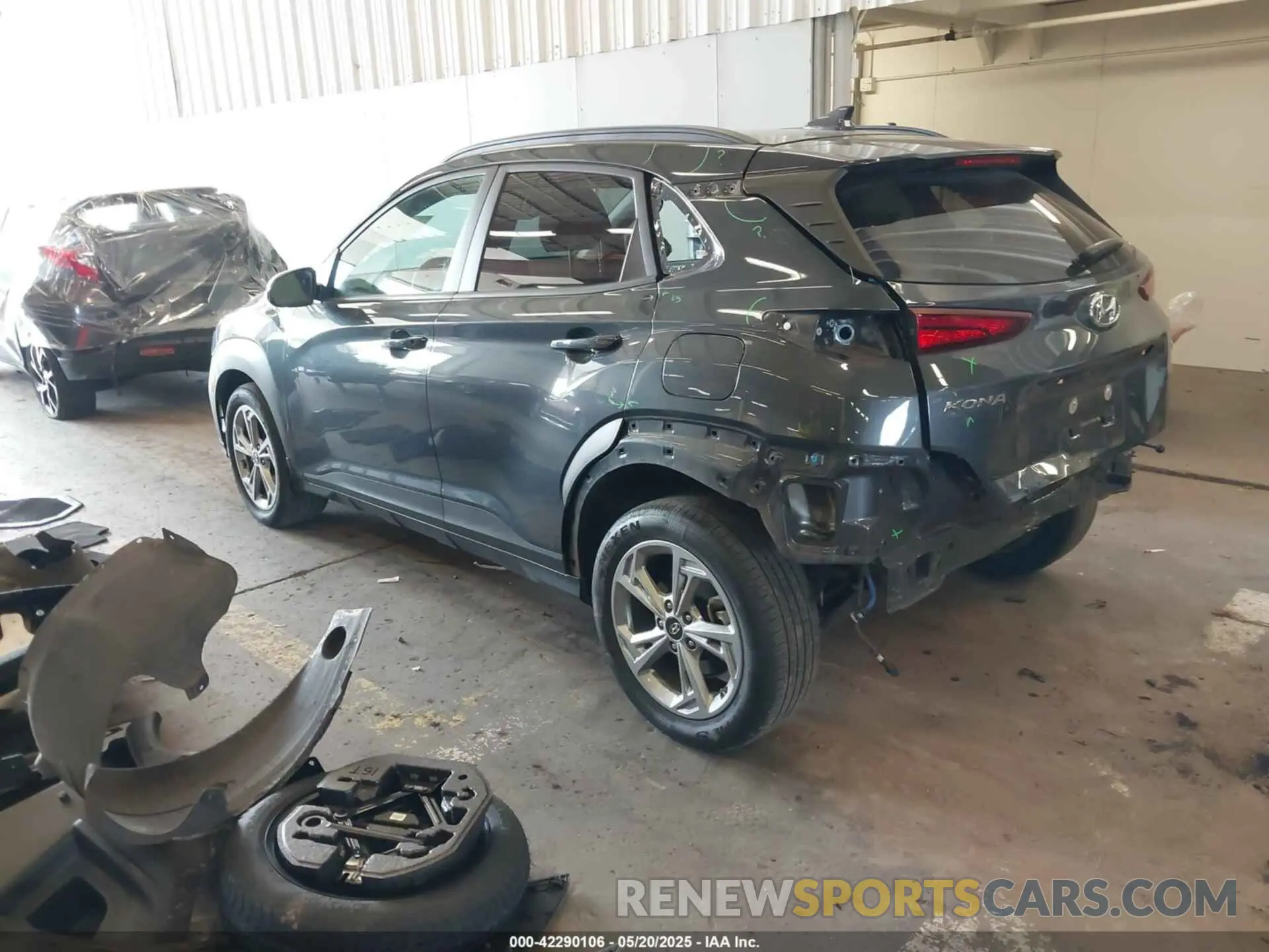 3 fotografías del automóvil dañado KM8K6CAB6NU828929 HYUNDAI KONA 2022