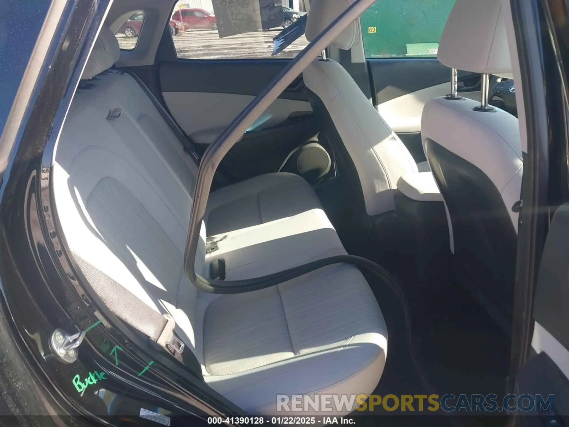 8 fotografías del automóvil dañado KM8K6CAB6NU922891 HYUNDAI KONA 2022