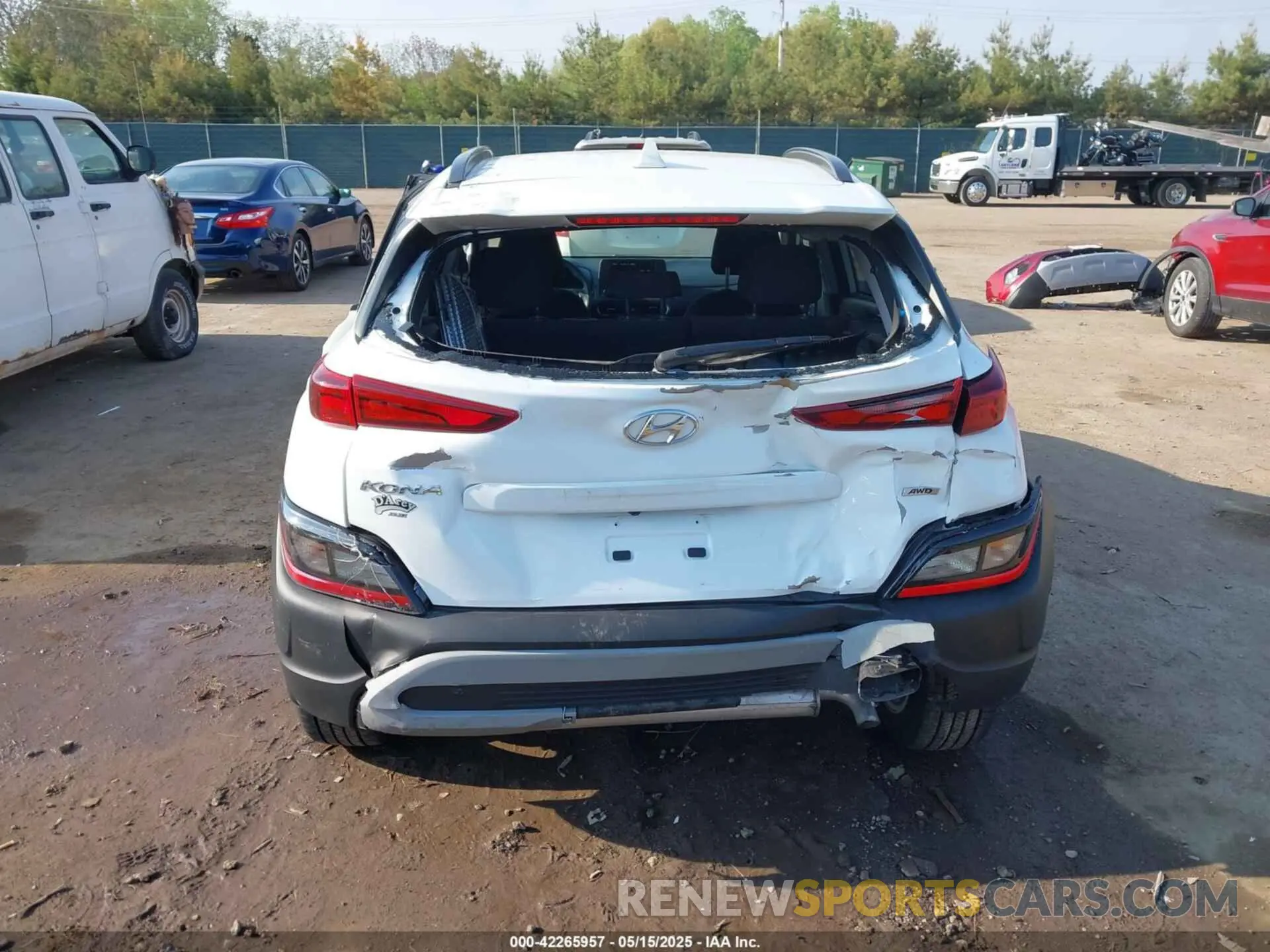 17 fotografías del automóvil dañado KM8K6CAB7NU901581 HYUNDAI KONA 2022