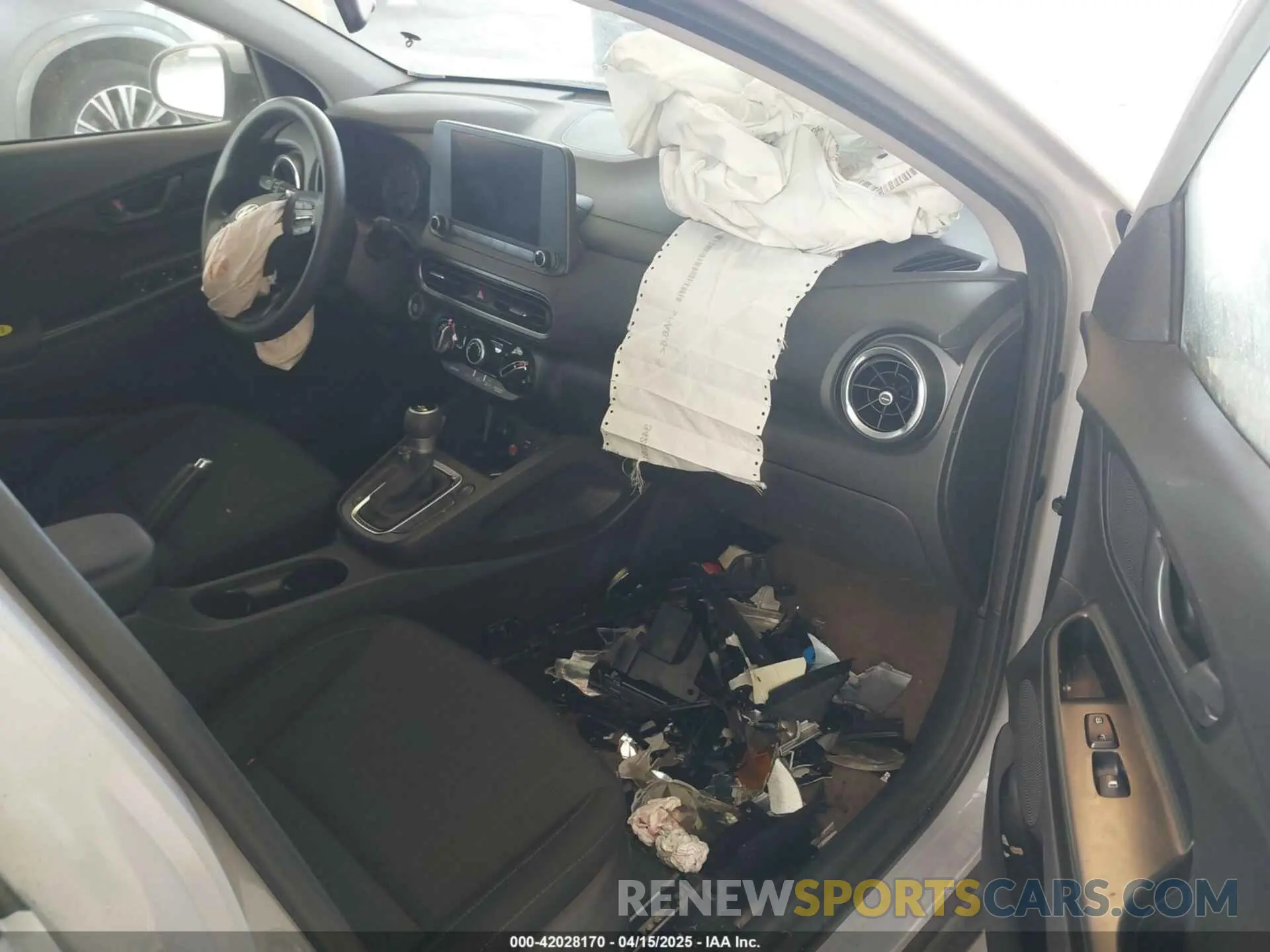 5 fotografías del automóvil dañado KM8K6CAB9NU920584 HYUNDAI KONA 2022