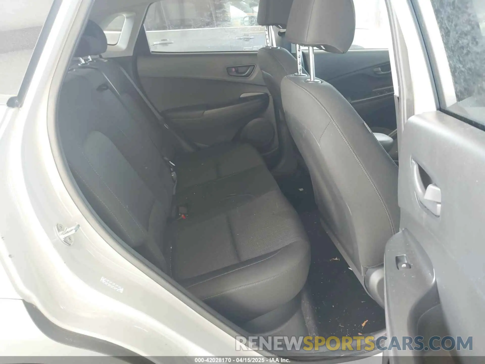 8 fotografías del automóvil dañado KM8K6CAB9NU920584 HYUNDAI KONA 2022