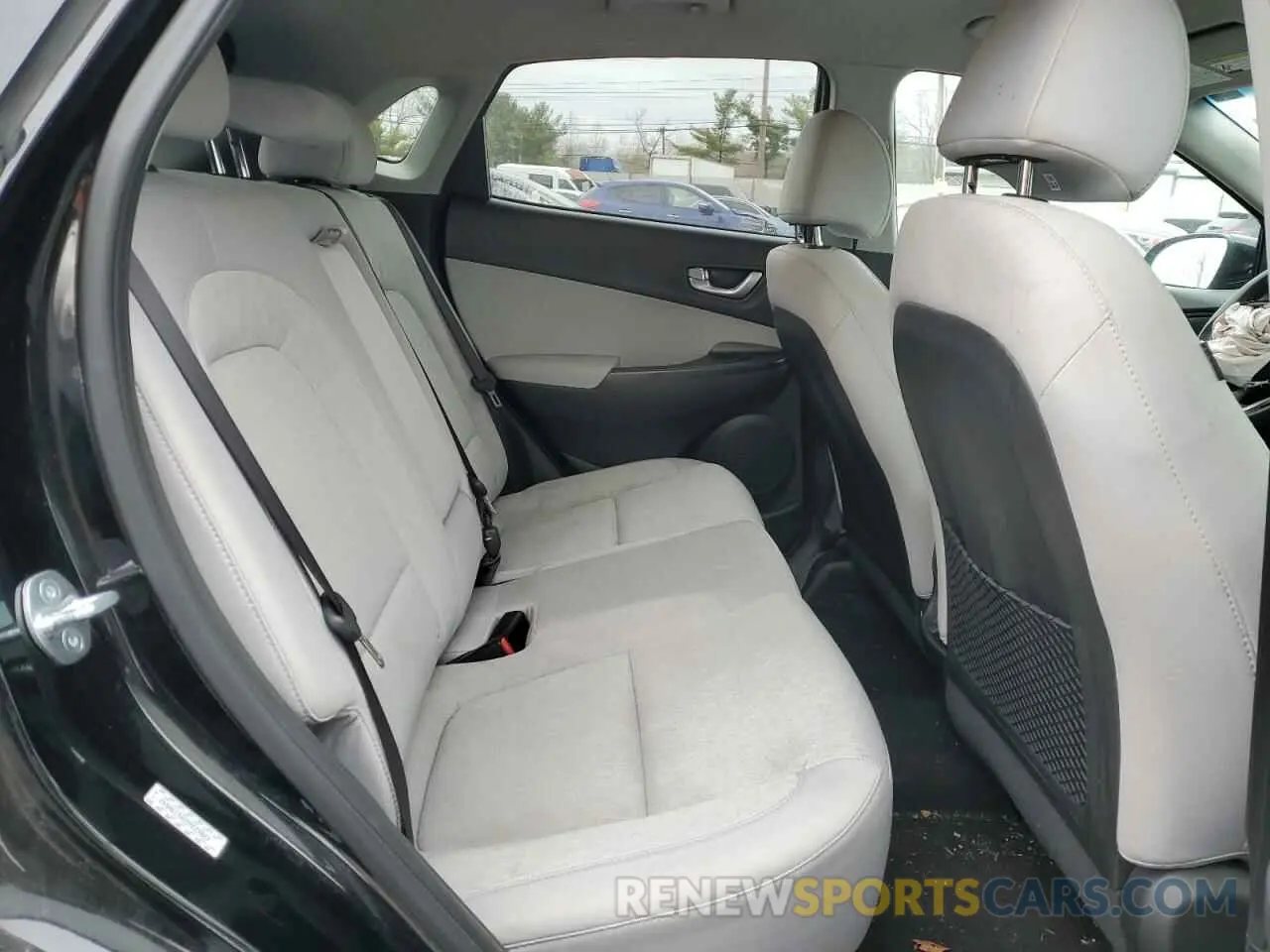 10 fotografías del automóvil dañado KM8K23AG2PU190592 HYUNDAI KONA 2023