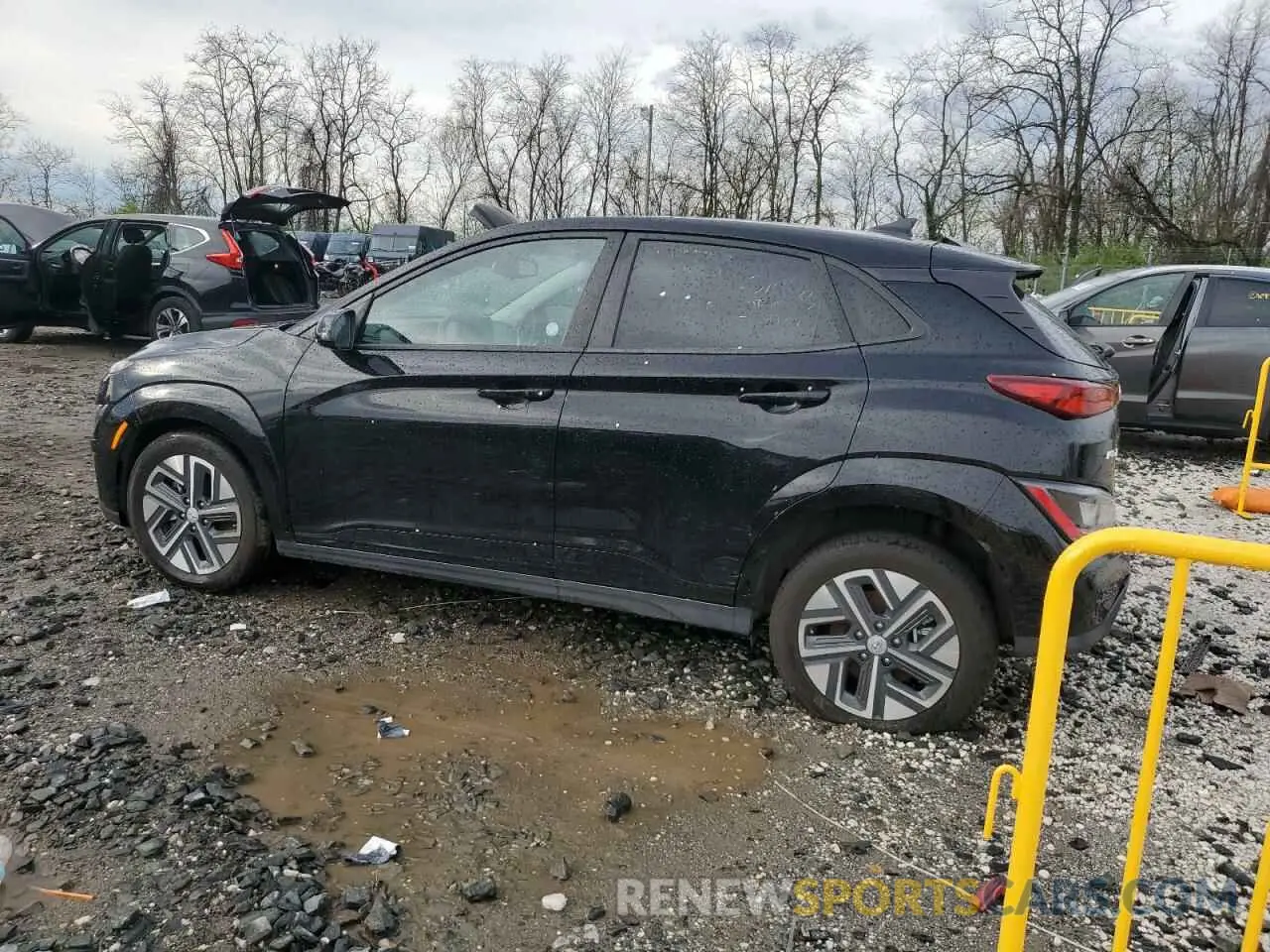2 fotografías del automóvil dañado KM8K23AGXPU191490 HYUNDAI KONA 2023