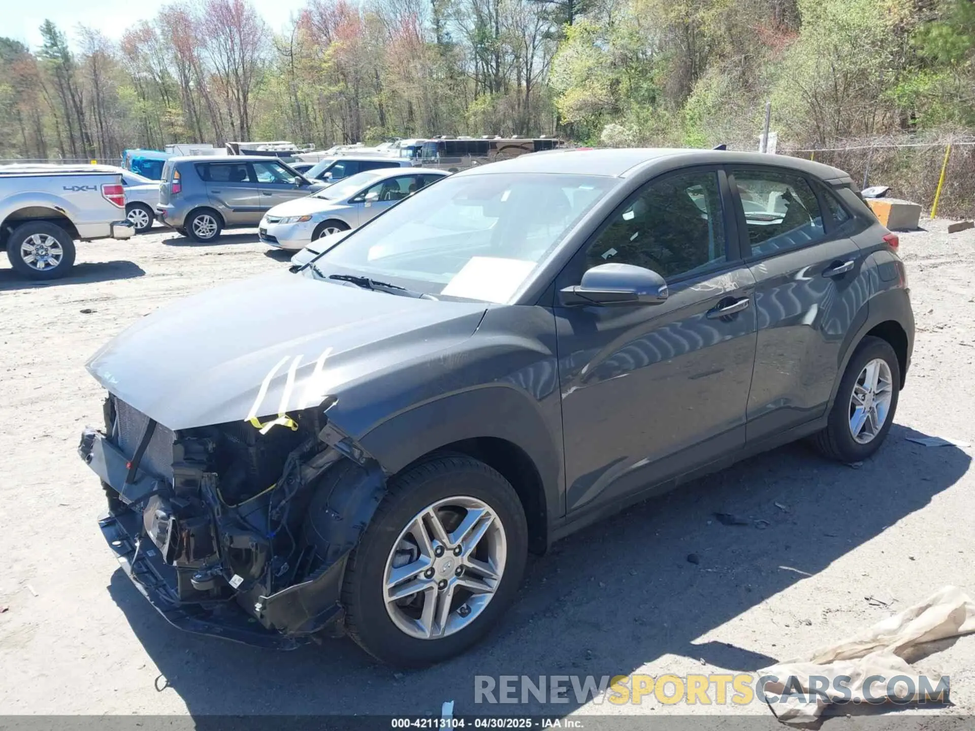 2 fotografías del automóvil dañado KM8K2CAB2PU042124 HYUNDAI KONA 2023