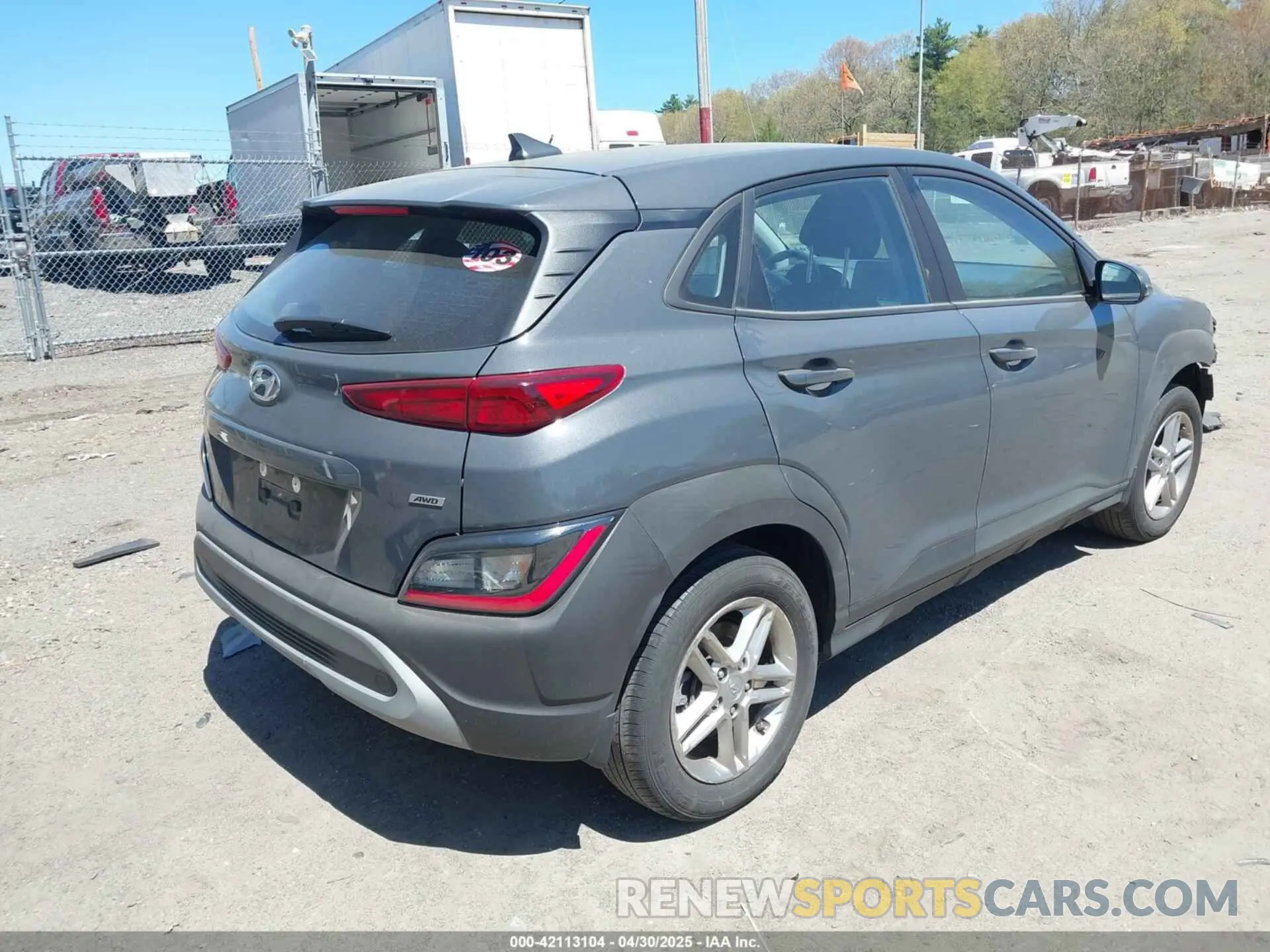 4 fotografías del automóvil dañado KM8K2CAB2PU042124 HYUNDAI KONA 2023