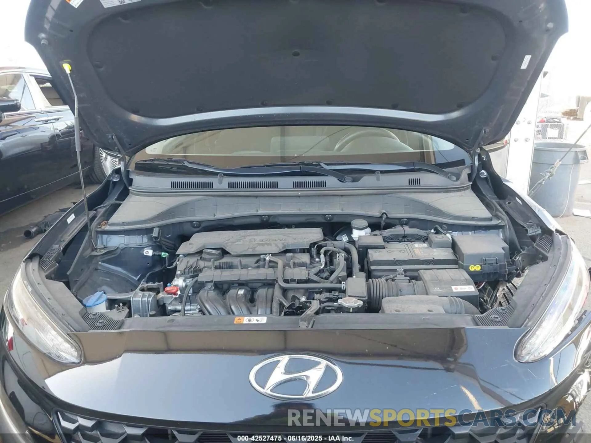 10 fotografías del automóvil dañado KM8K2CAB4PU056655 HYUNDAI KONA 2023