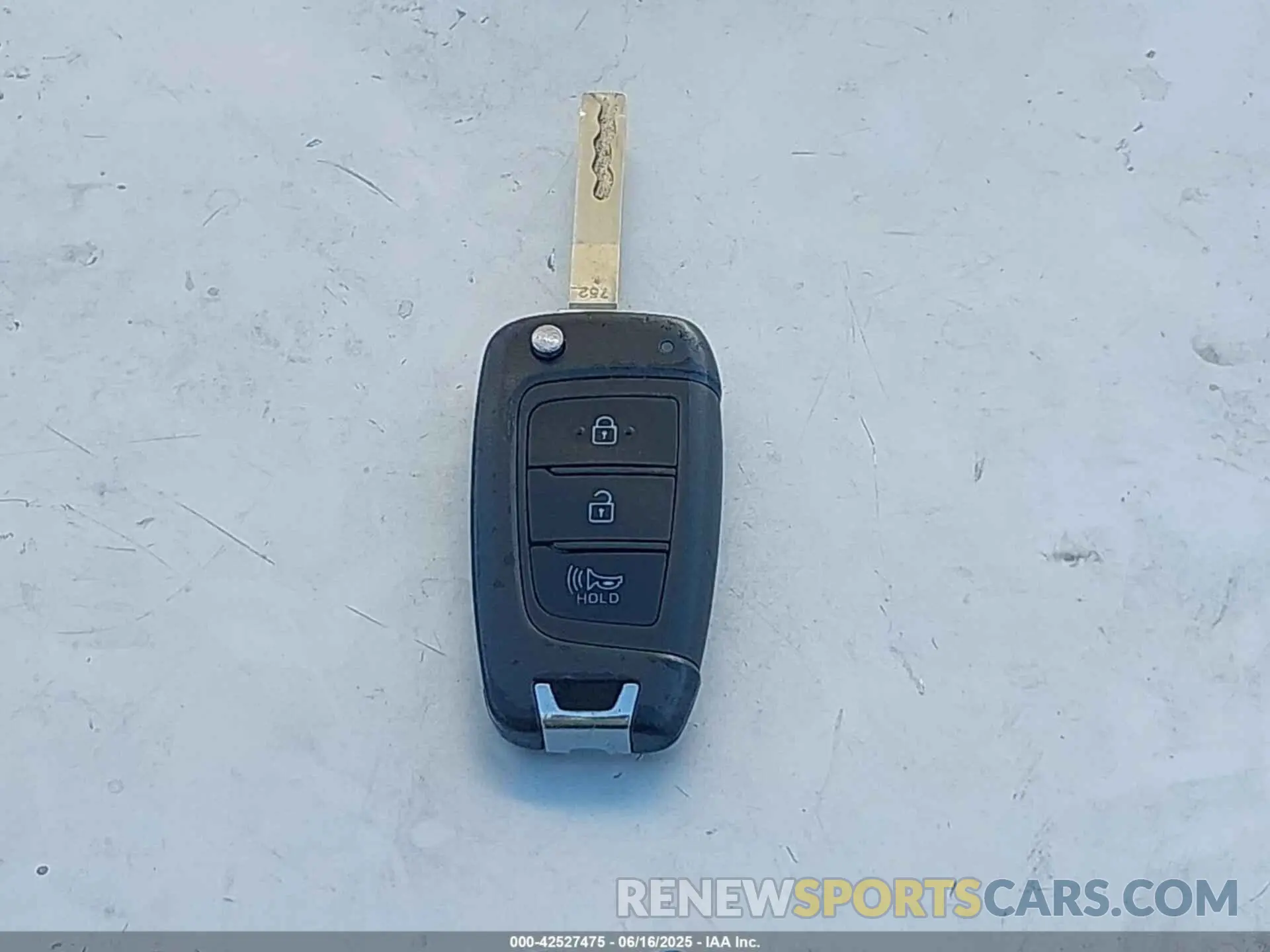 11 fotografías del automóvil dañado KM8K2CAB4PU056655 HYUNDAI KONA 2023
