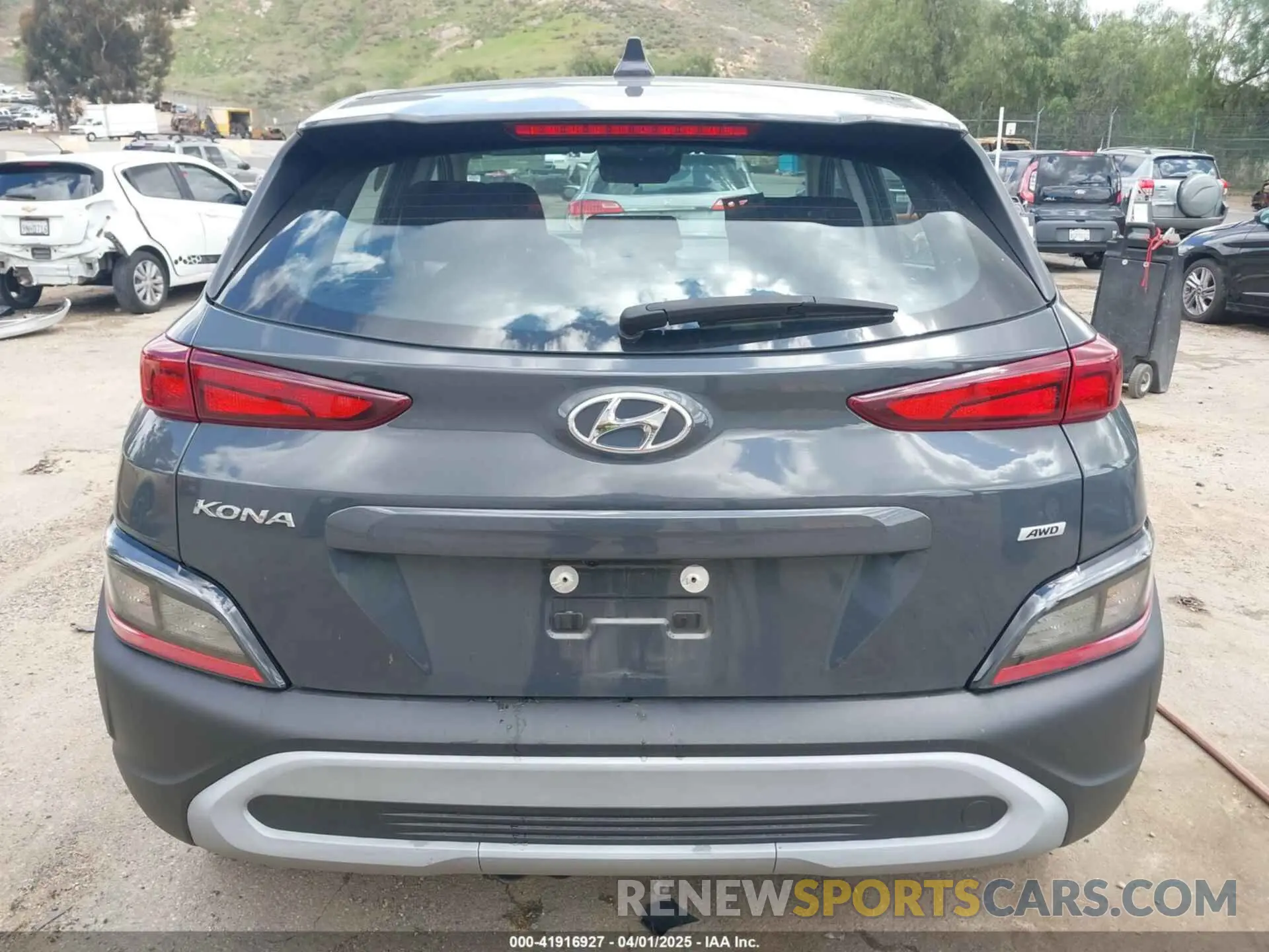 16 fotografías del automóvil dañado KM8K2CAB6PU048024 HYUNDAI KONA 2023