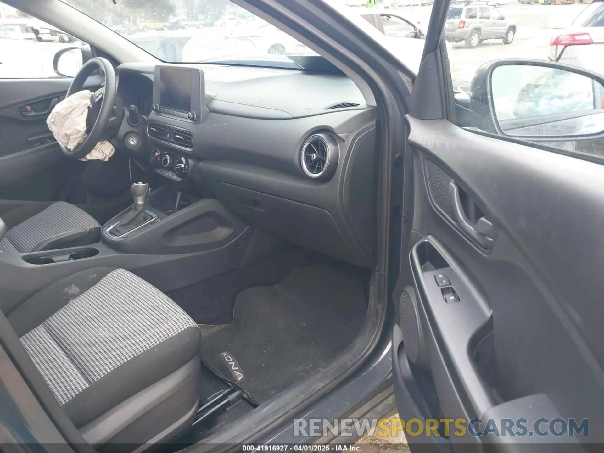 5 fotografías del automóvil dañado KM8K2CAB6PU048024 HYUNDAI KONA 2023