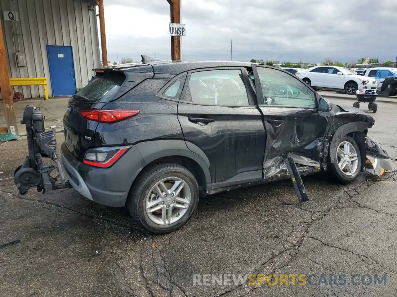 3 fotografías del automóvil dañado KM8K2CAB9PU930093 HYUNDAI KONA 2023