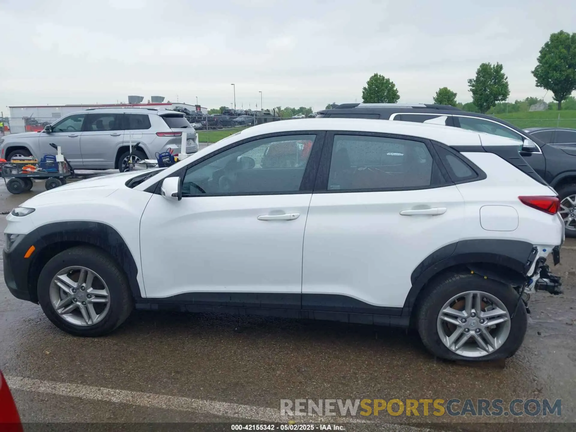 15 fotografías del automóvil dañado KM8K2CABXPU058703 HYUNDAI KONA 2023