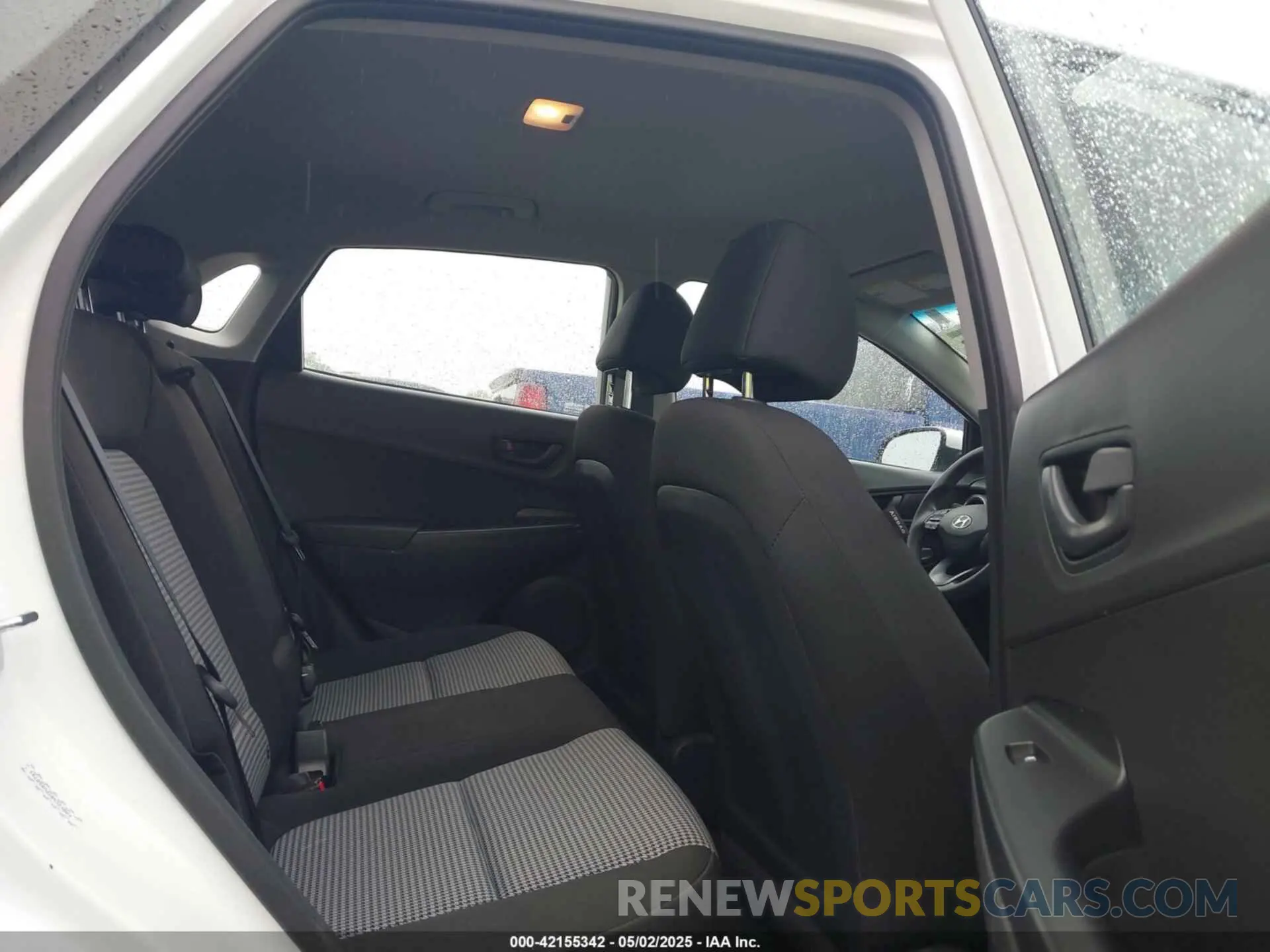 8 fotografías del automóvil dañado KM8K2CABXPU058703 HYUNDAI KONA 2023