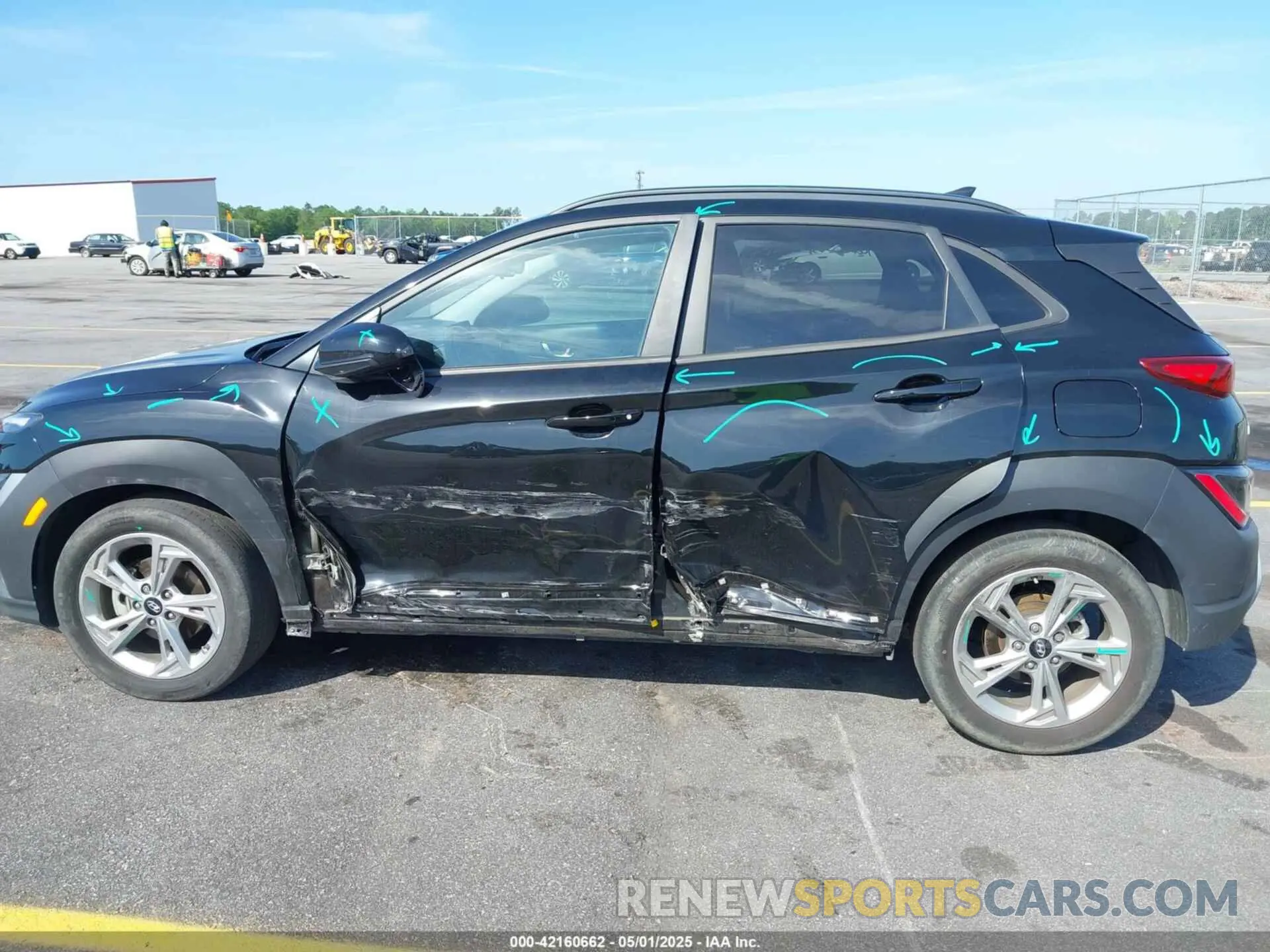 18 fotografías del automóvil dañado KM8K32AB0PU936064 HYUNDAI KONA 2023