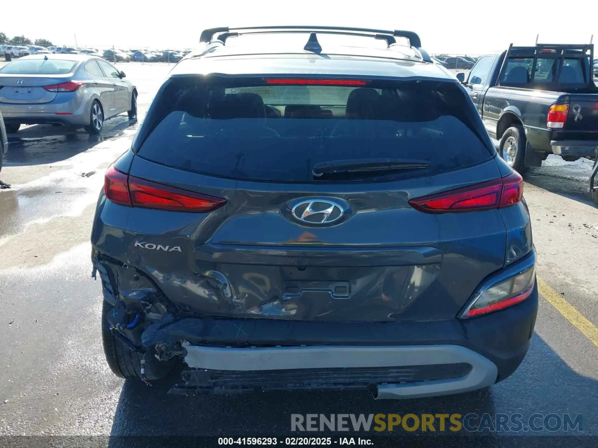 16 fotografías del automóvil dañado KM8K32AB2PU996203 HYUNDAI KONA 2023