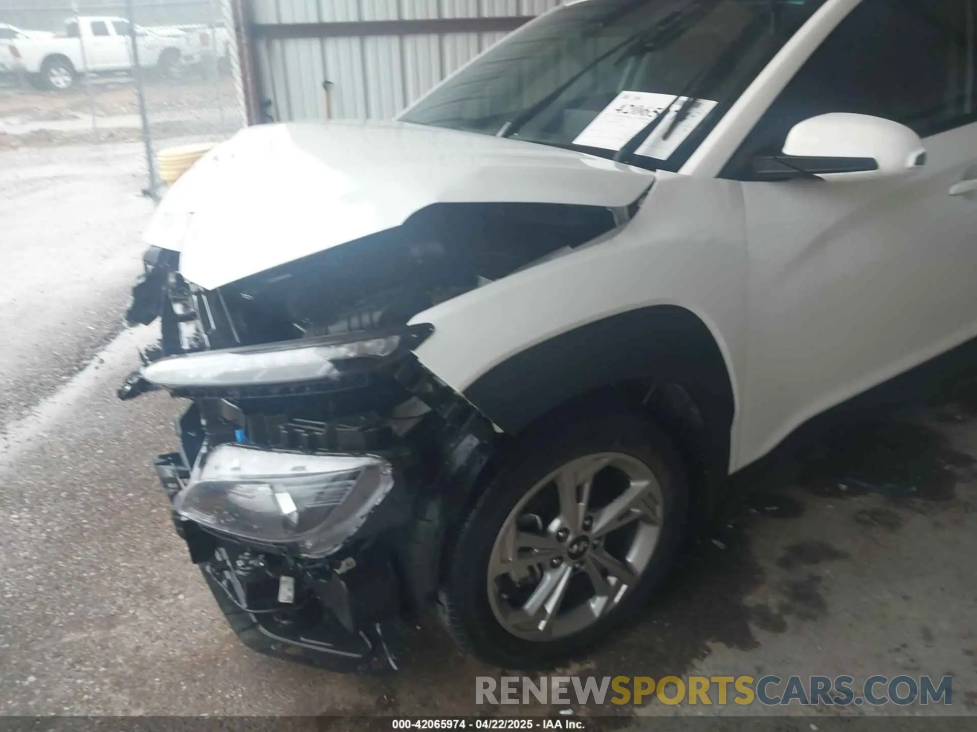 18 fotografías del automóvil dañado KM8K32AB8PU959074 HYUNDAI KONA 2023