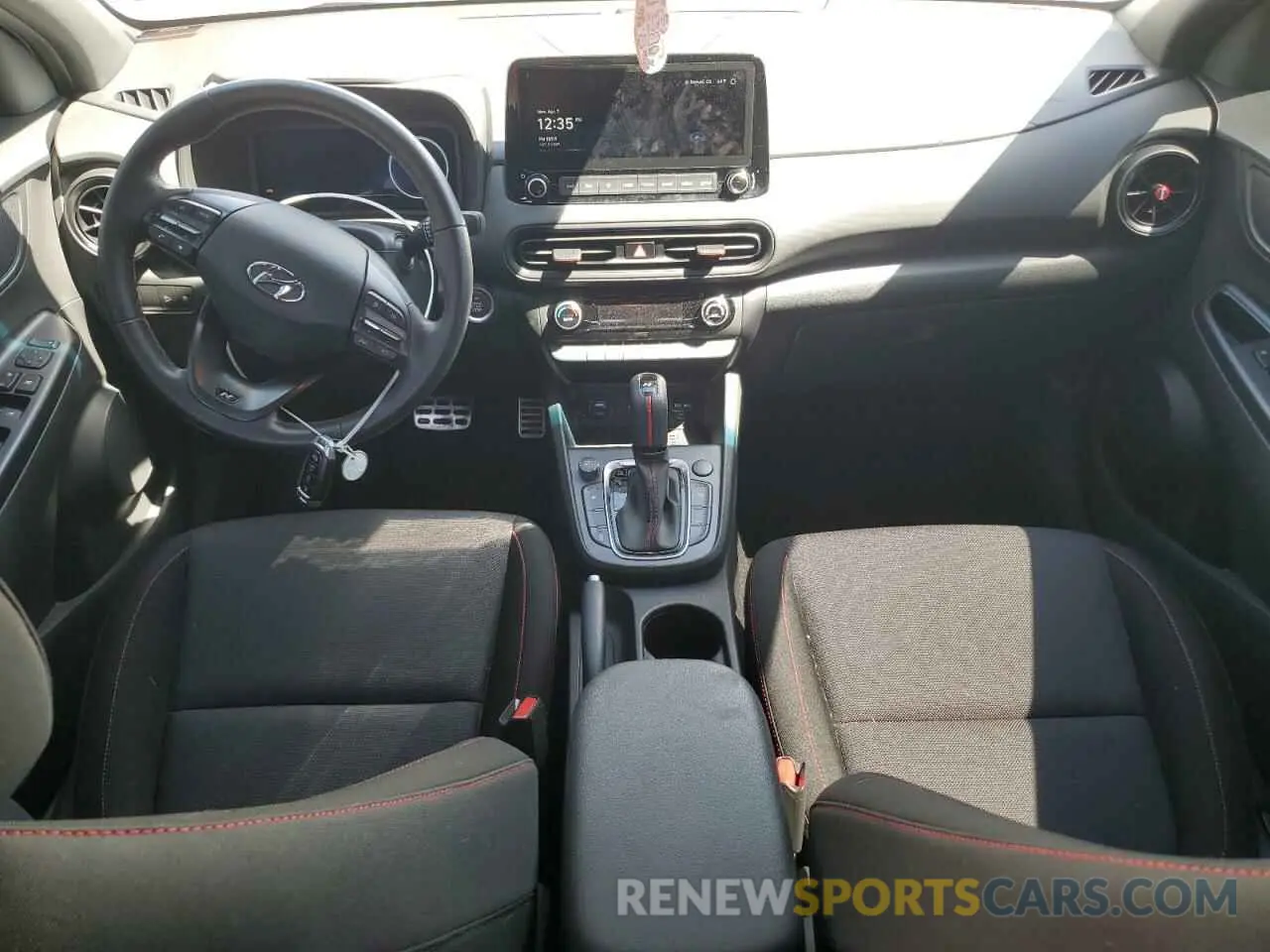 8 fotografías del automóvil dañado KM8K33A37PU020206 HYUNDAI KONA 2023