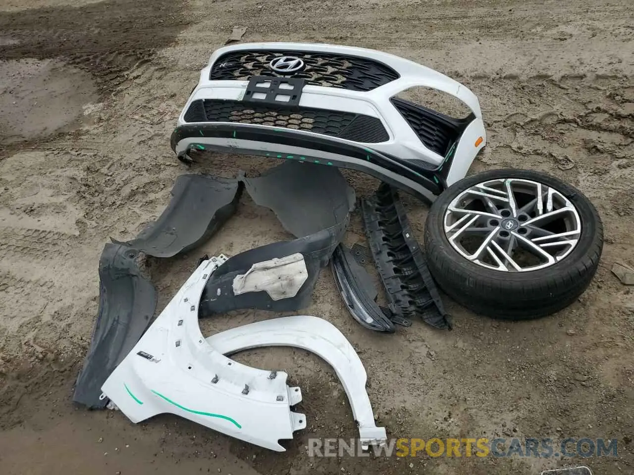 12 fotografías del automóvil dañado KM8K3CA34PU980471 HYUNDAI KONA 2023