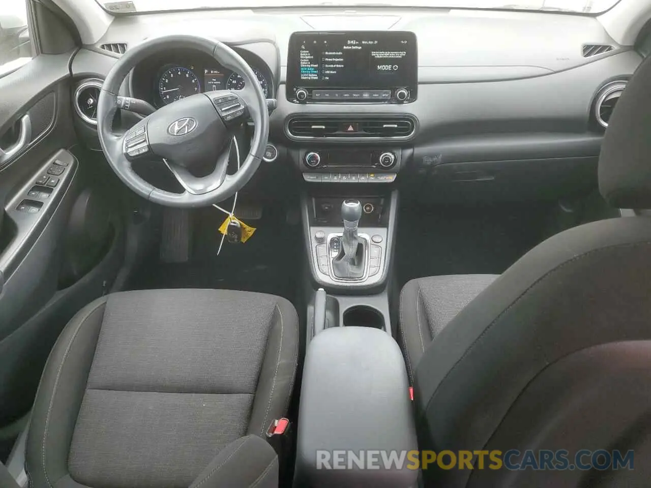 8 fotografías del automóvil dañado KM8K3CAB1PU044766 HYUNDAI KONA 2023