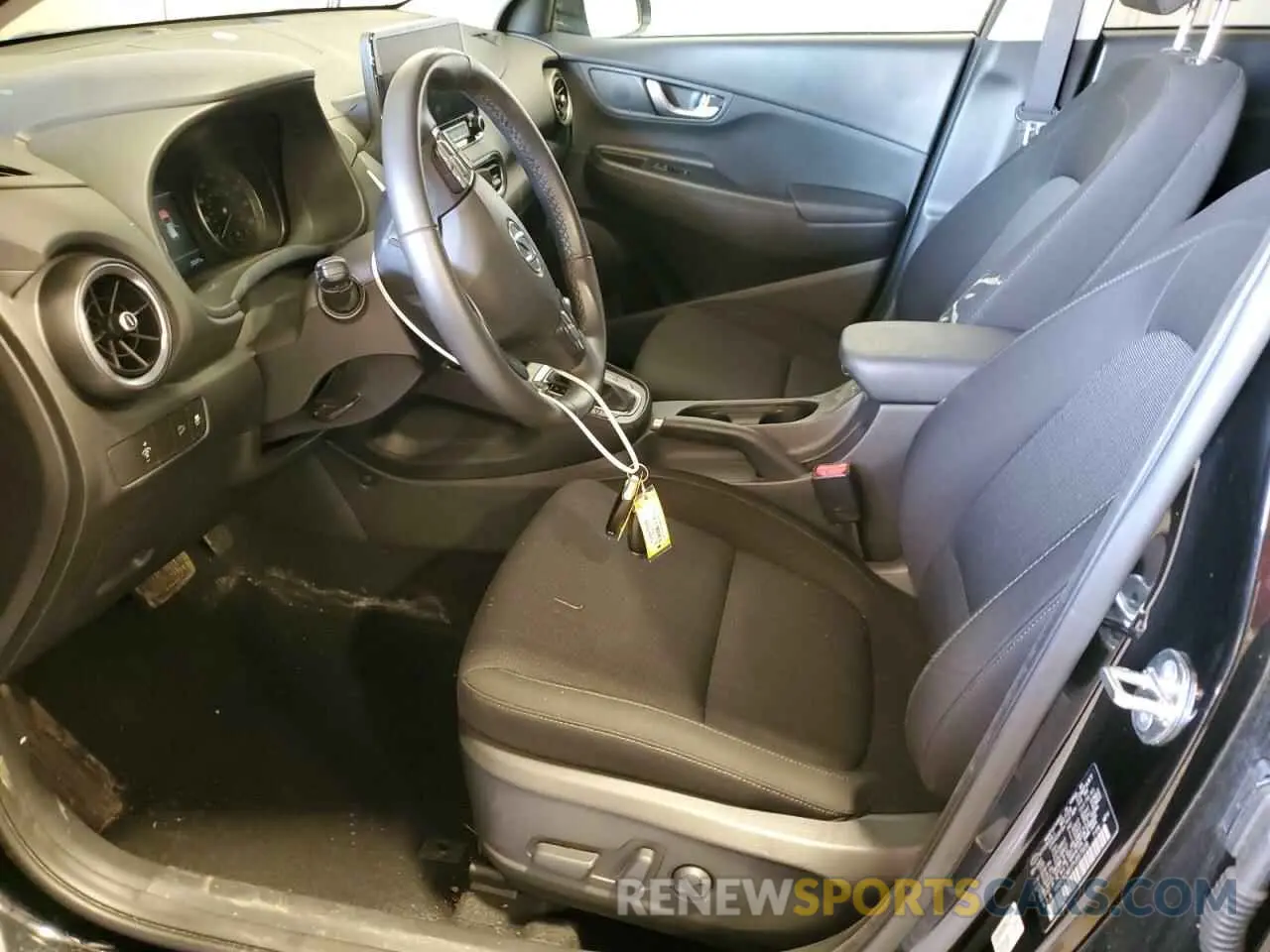 7 fotografías del automóvil dañado KM8K3CAB1PU957608 HYUNDAI KONA 2023