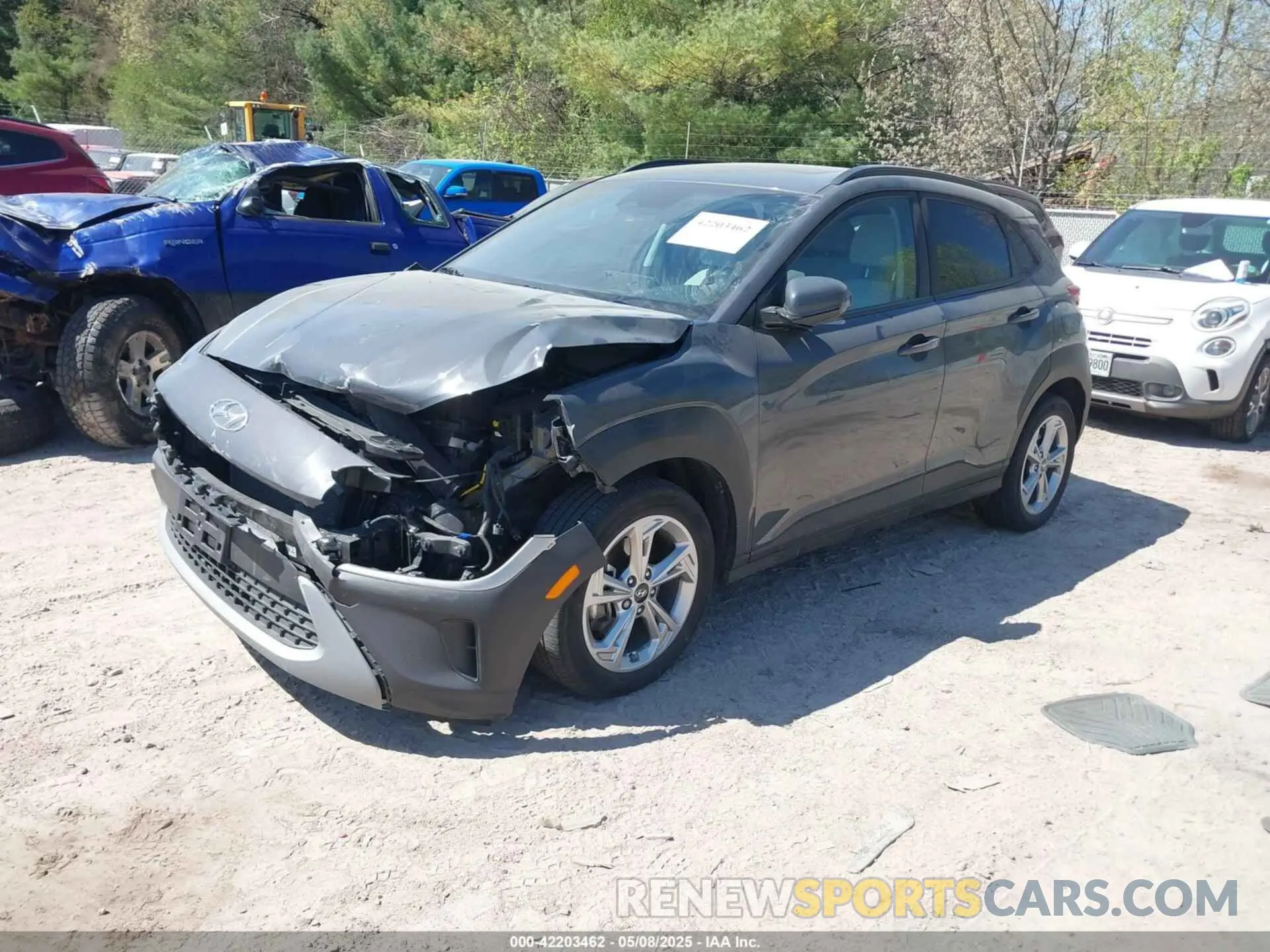 2 fotografías del automóvil dañado KM8K3CAB2PU019214 HYUNDAI KONA 2023