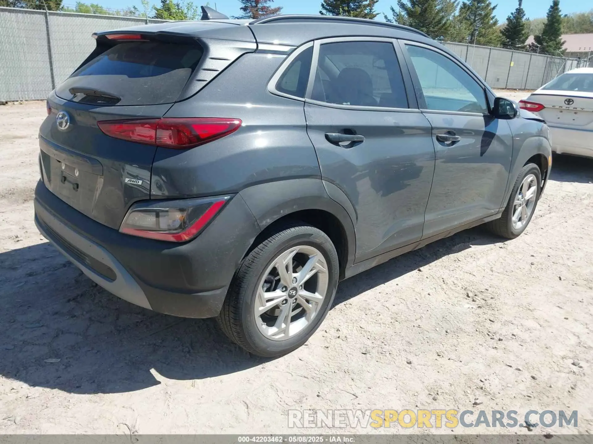 4 fotografías del automóvil dañado KM8K3CAB2PU019214 HYUNDAI KONA 2023
