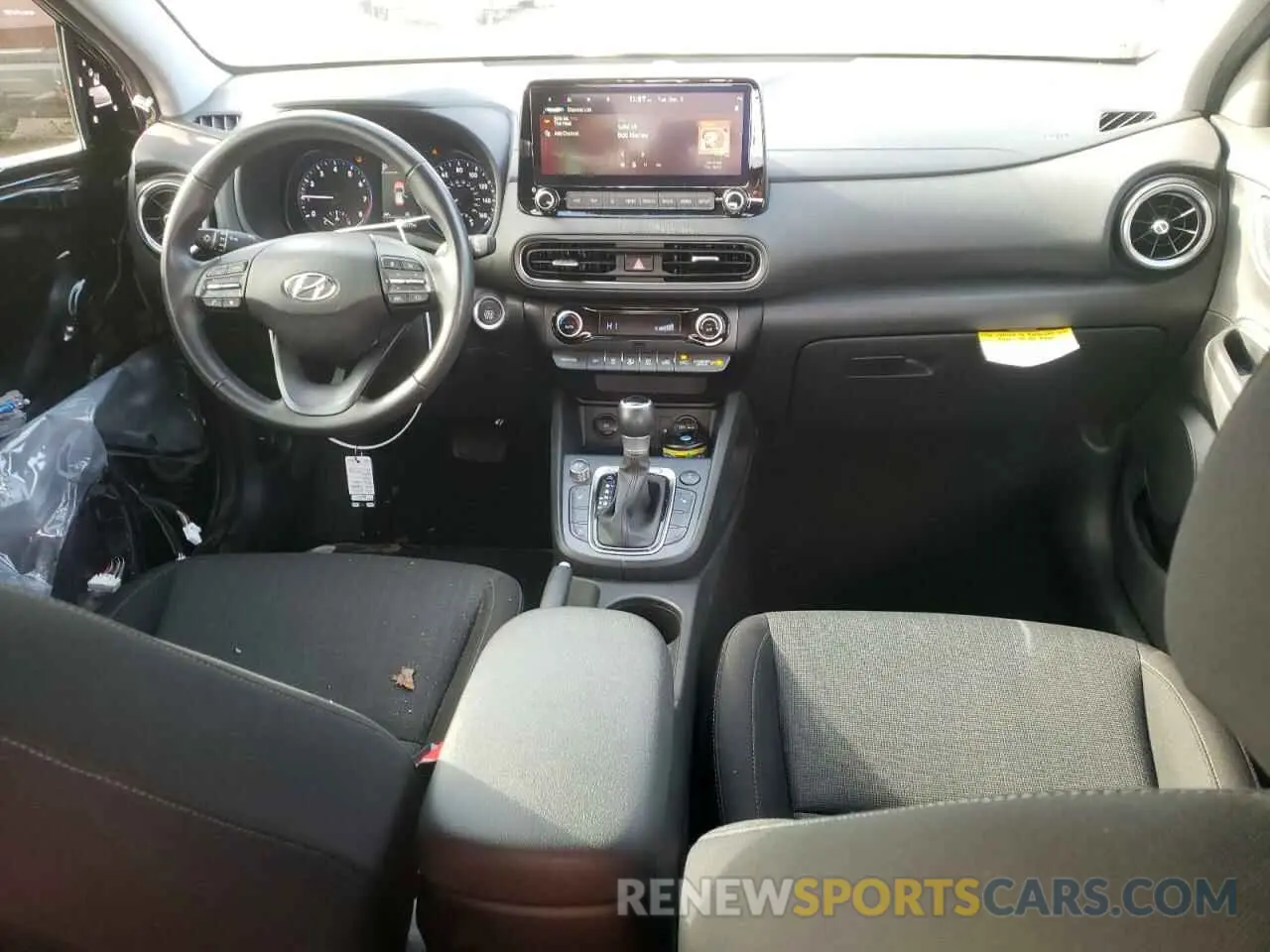 8 fotografías del automóvil dañado KM8K3CAB7PU025378 HYUNDAI KONA 2023