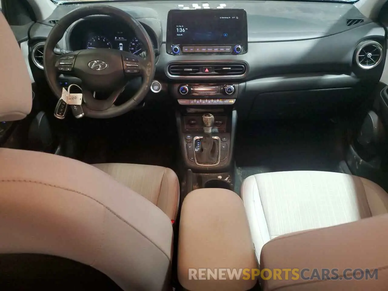 8 fotografías del automóvil dañado KM8K3CAB7PU932549 HYUNDAI KONA 2023