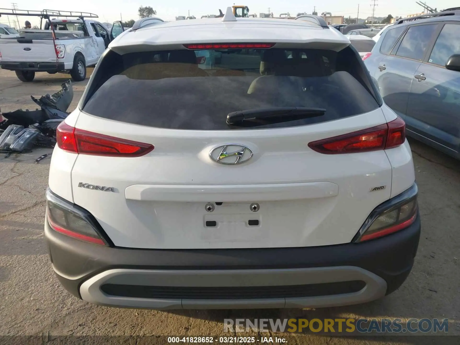 16 fotografías del automóvil dañado KM8K3CAB8PU055554 HYUNDAI KONA 2023