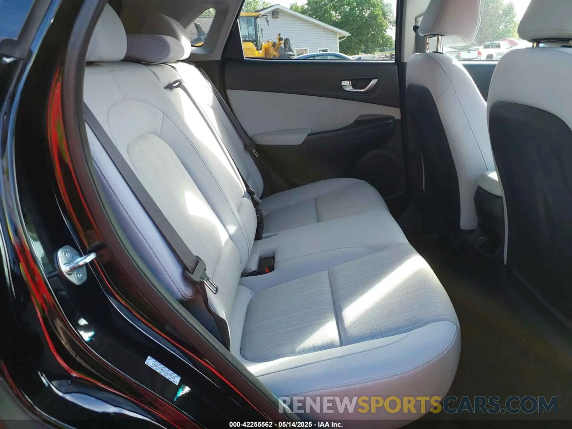8 fotografías del automóvil dañado KM8K3CAB9PU059564 HYUNDAI KONA 2023