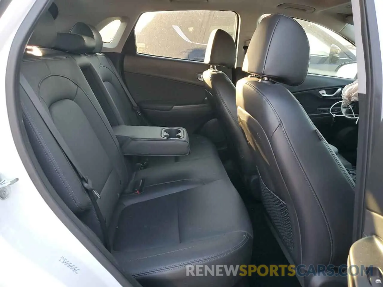 10 fotografías del automóvil dañado KM8K53A34PU978181 HYUNDAI KONA 2023