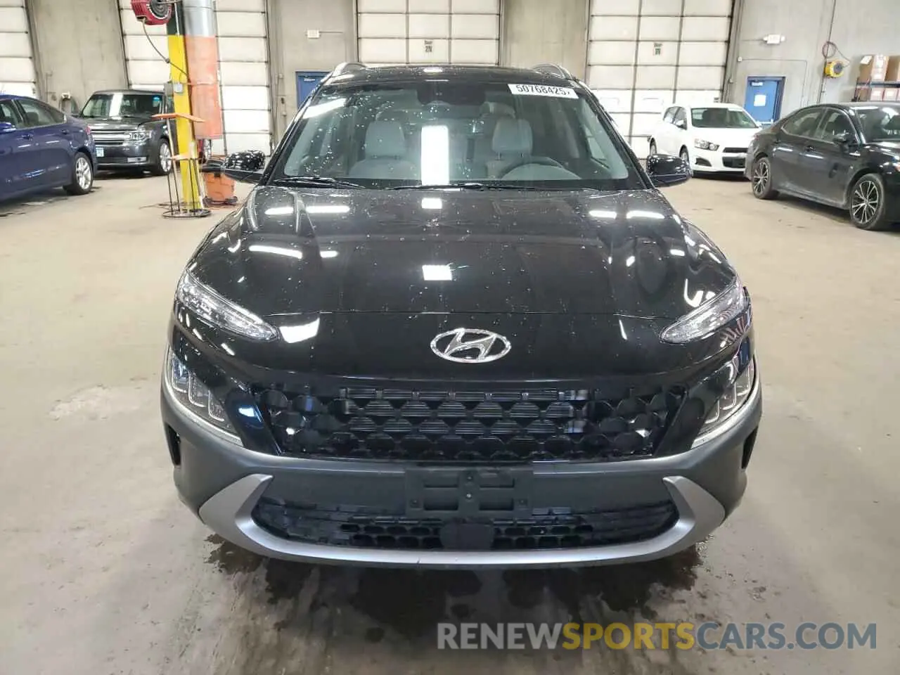 5 fotografías del automóvil dañado KM8K5CA35PU045602 HYUNDAI KONA 2023