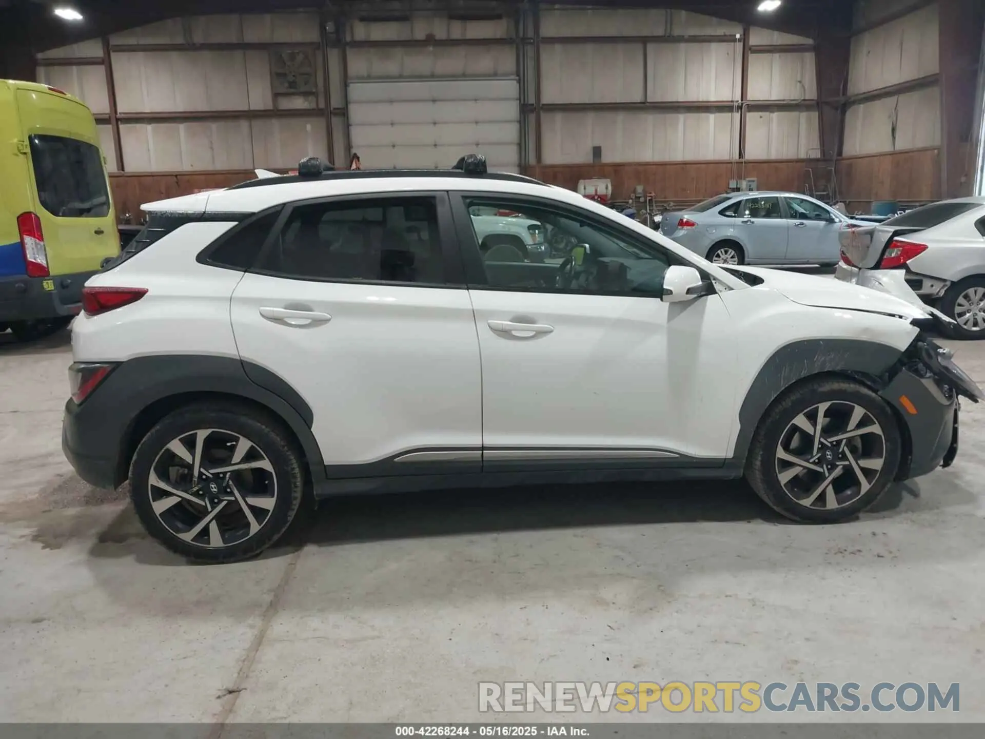 13 fotografías del automóvil dañado KM8K5CA3XPU008934 HYUNDAI KONA 2023