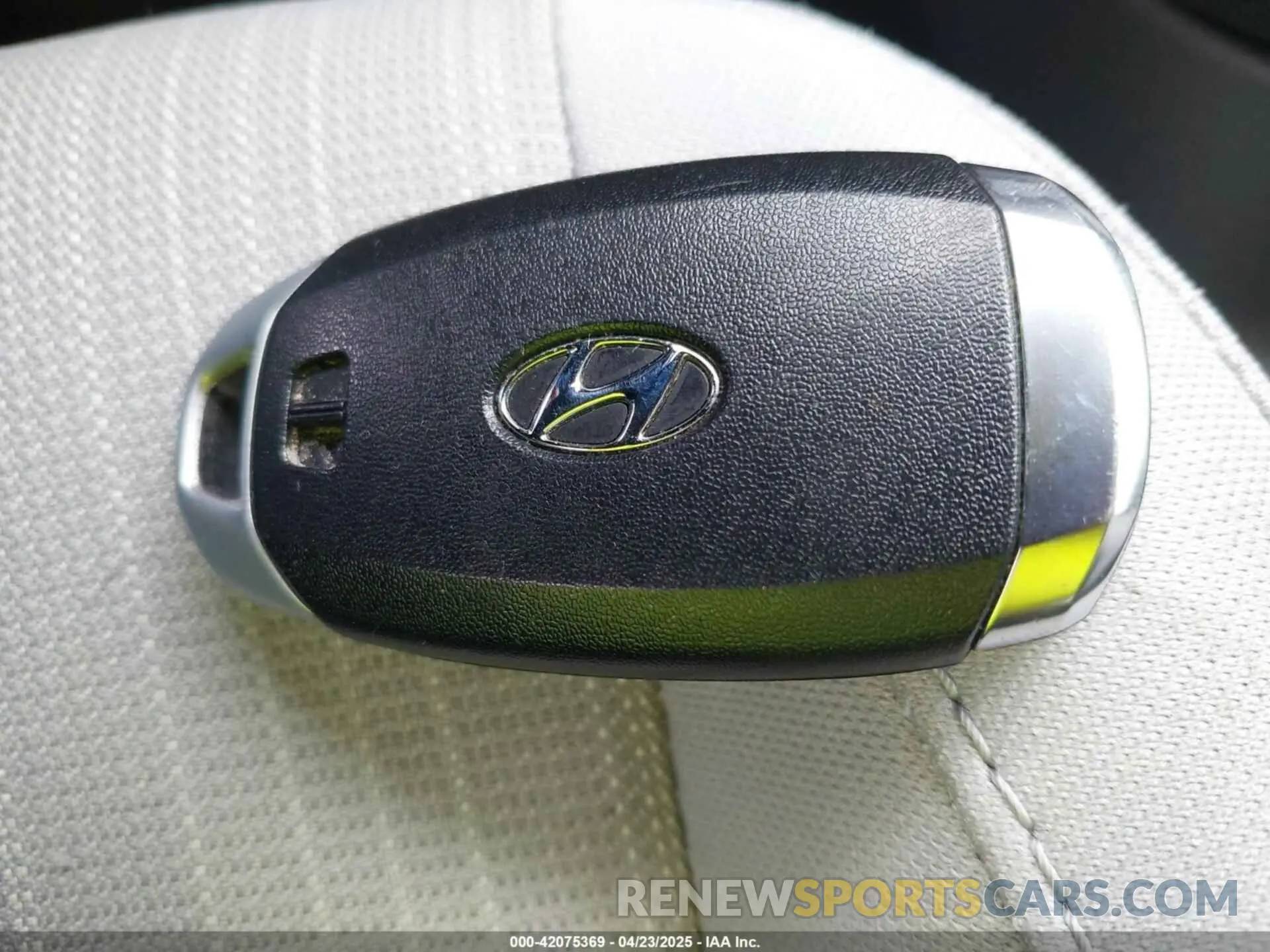11 fotografías del automóvil dañado KM8K62AB2PU059696 HYUNDAI KONA 2023