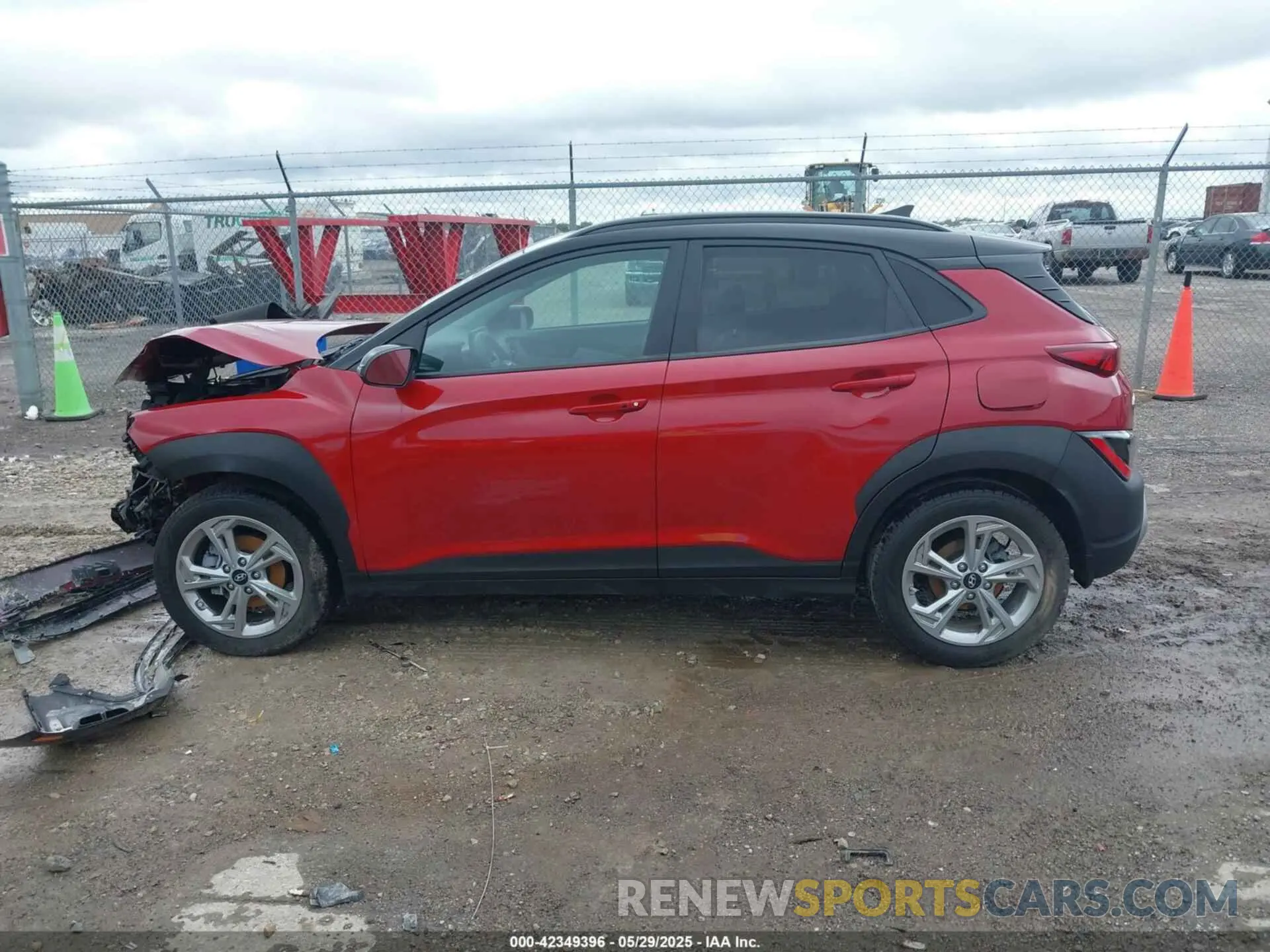 14 fotografías del automóvil dañado KM8K62AB3PU954162 HYUNDAI KONA 2023