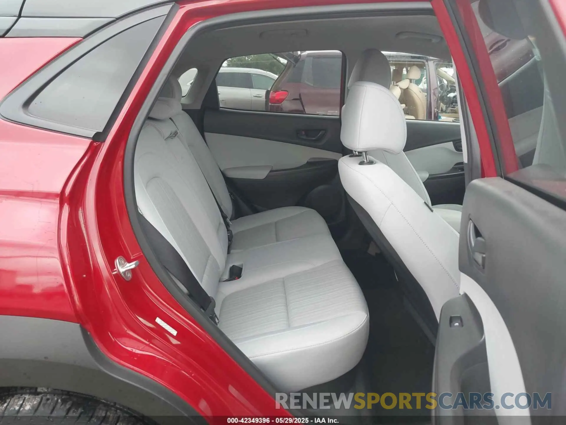 8 fotografías del automóvil dañado KM8K62AB3PU954162 HYUNDAI KONA 2023