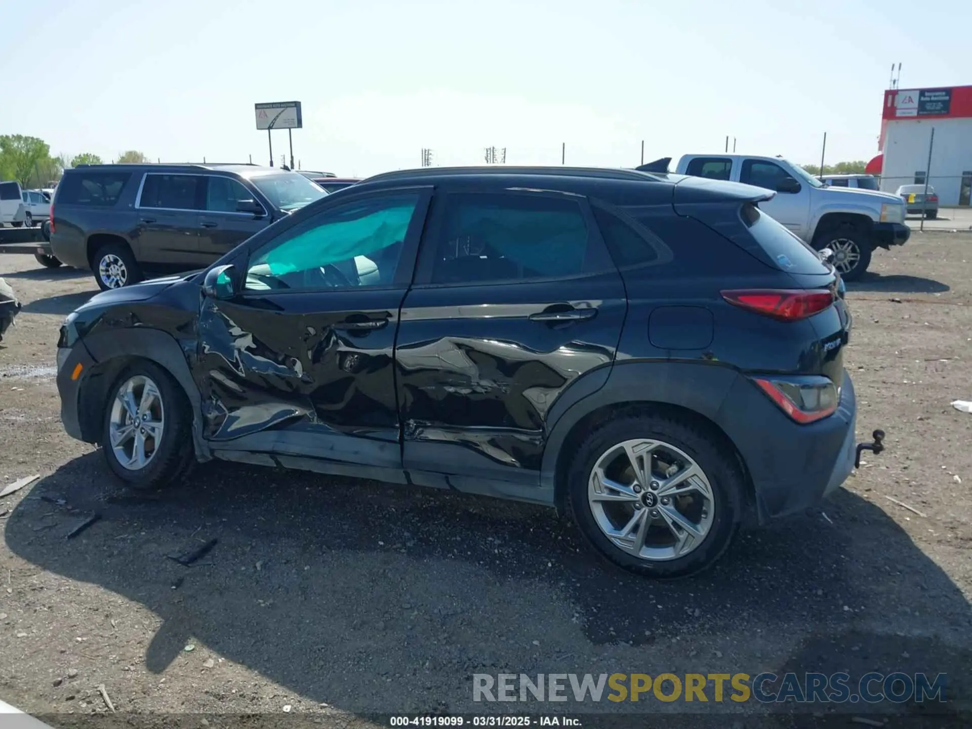 14 fotografías del automóvil dañado KM8K62AB5PU042651 HYUNDAI KONA 2023